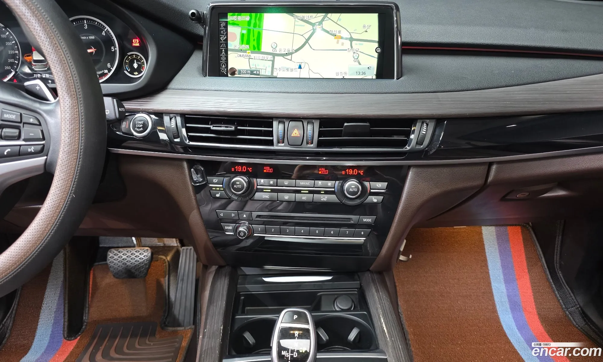 BMW X5 2016 — 18