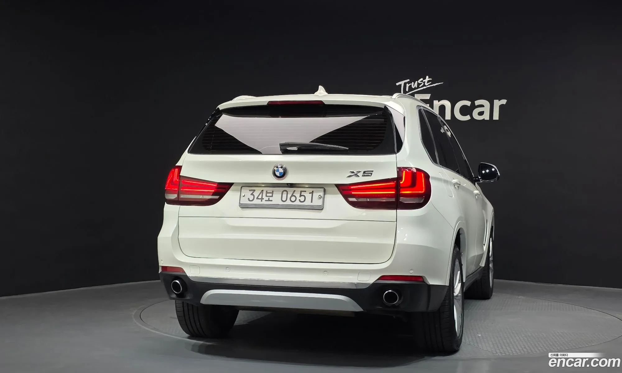 BMW X5 2016 — 12