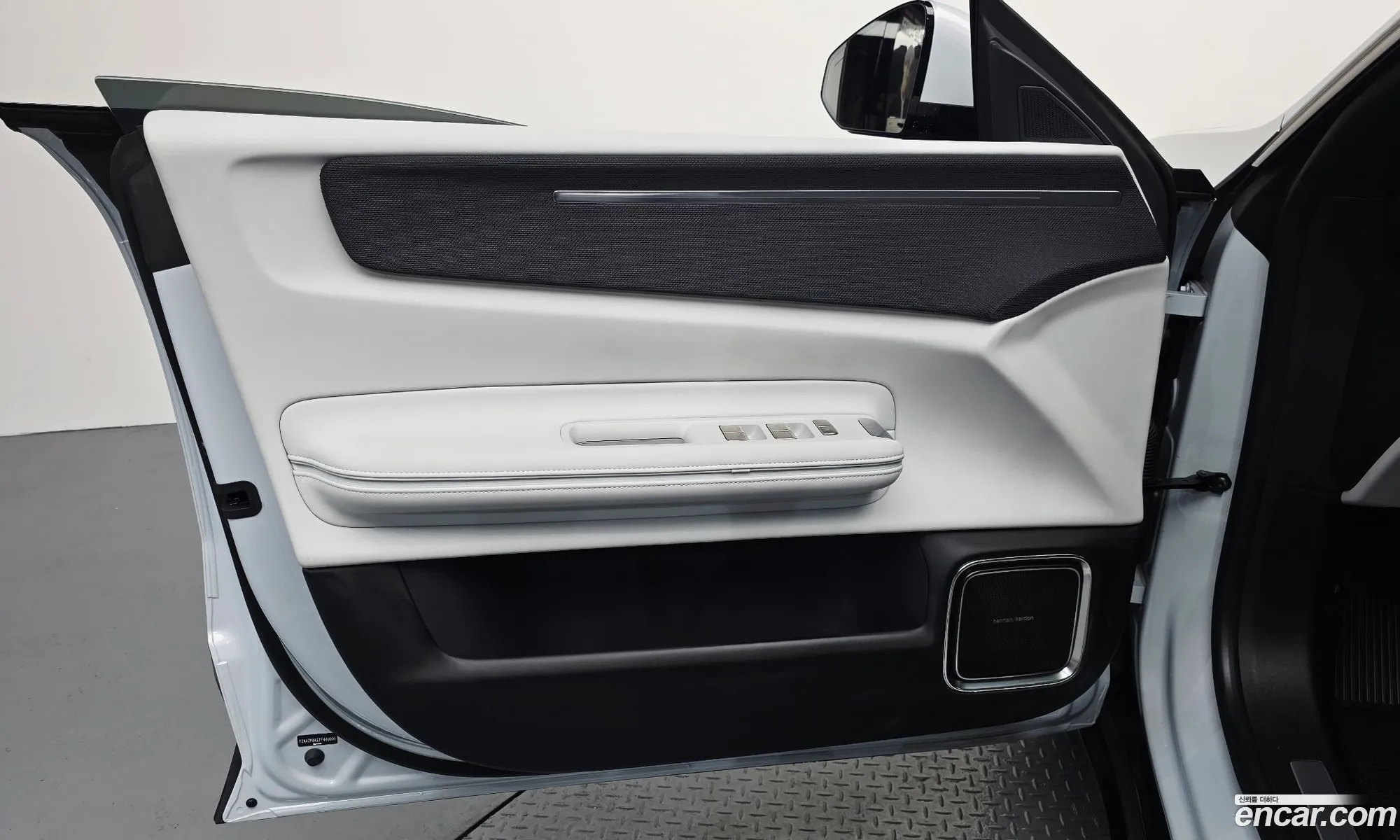 Polestar Polestar 4 2025 — 10