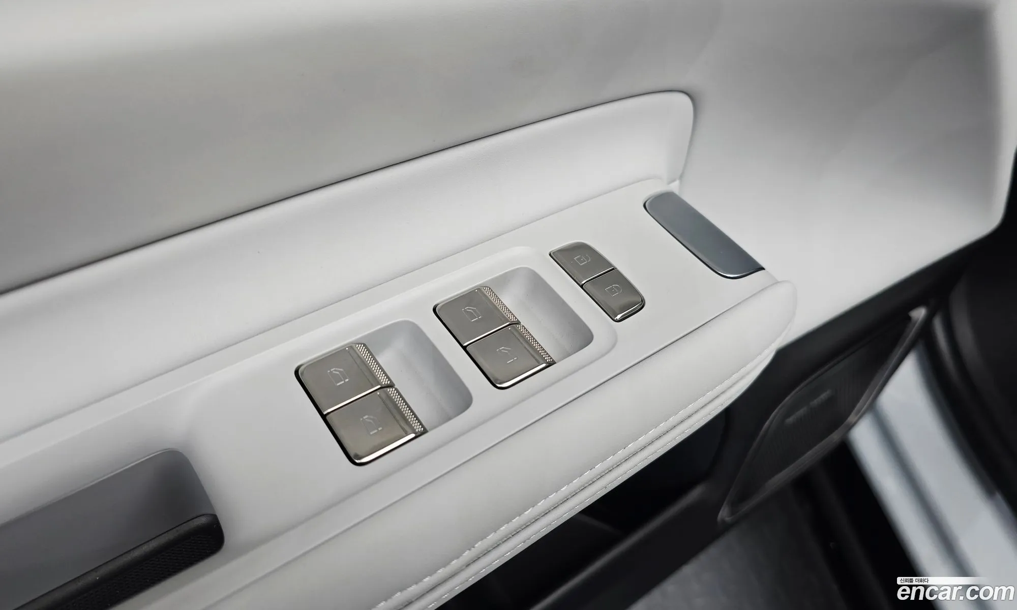 Polestar Polestar 4 2025 — 46