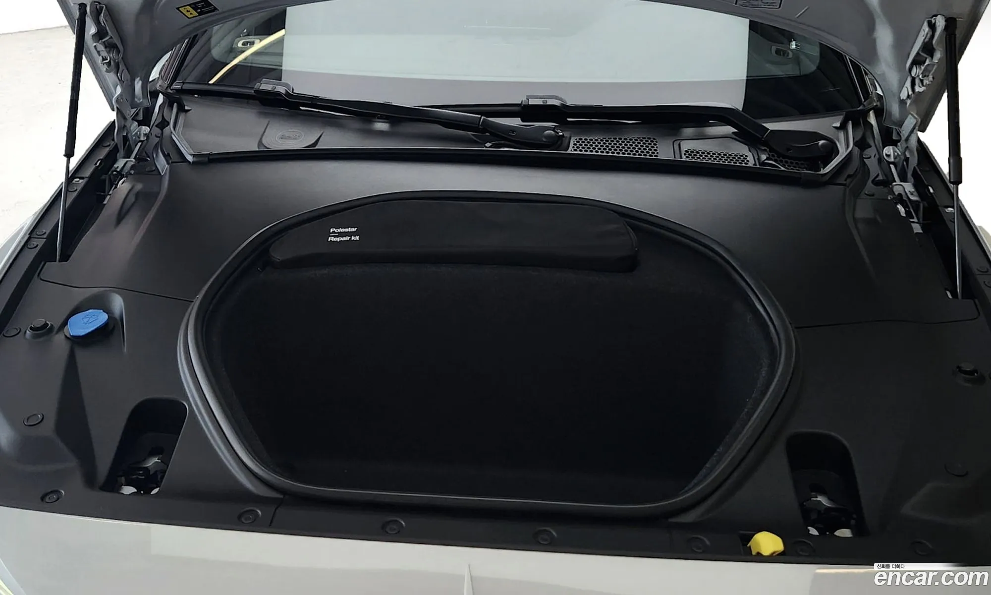Polestar Polestar 4 2025 — 2