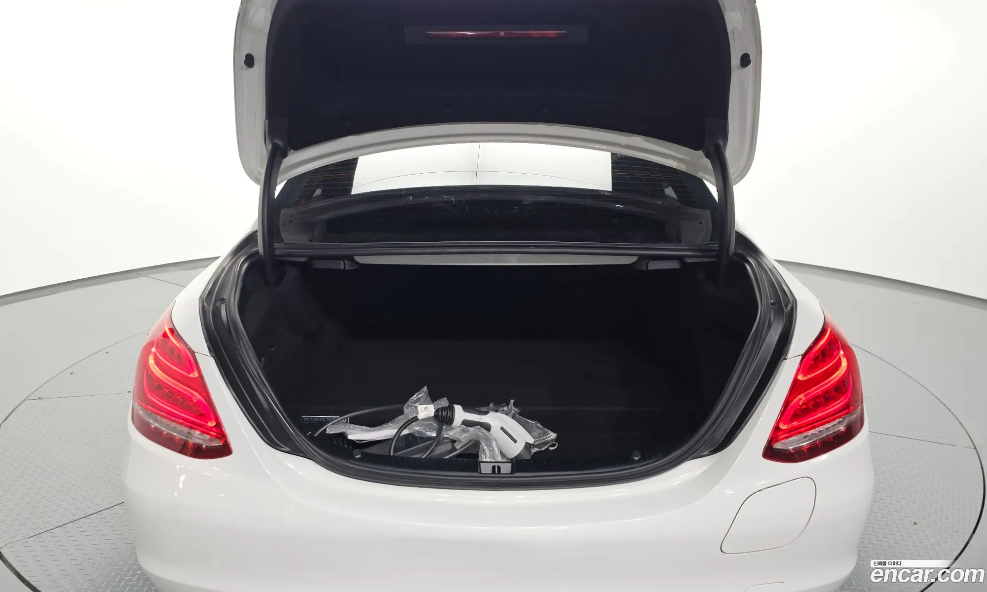 Mercedes-Benz C-Class W205 2018 — 4