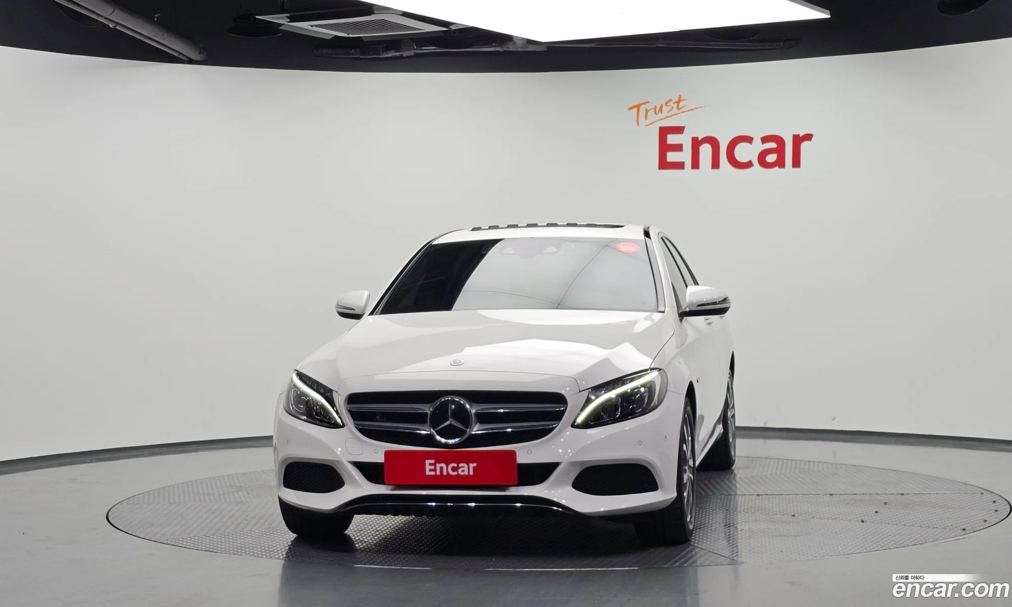 Mercedes-Benz C-Class W205 2018 — 13