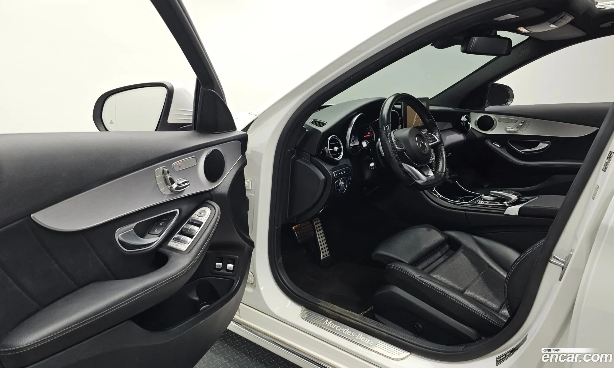 Mercedes-Benz C-Class W205 2018 — 11