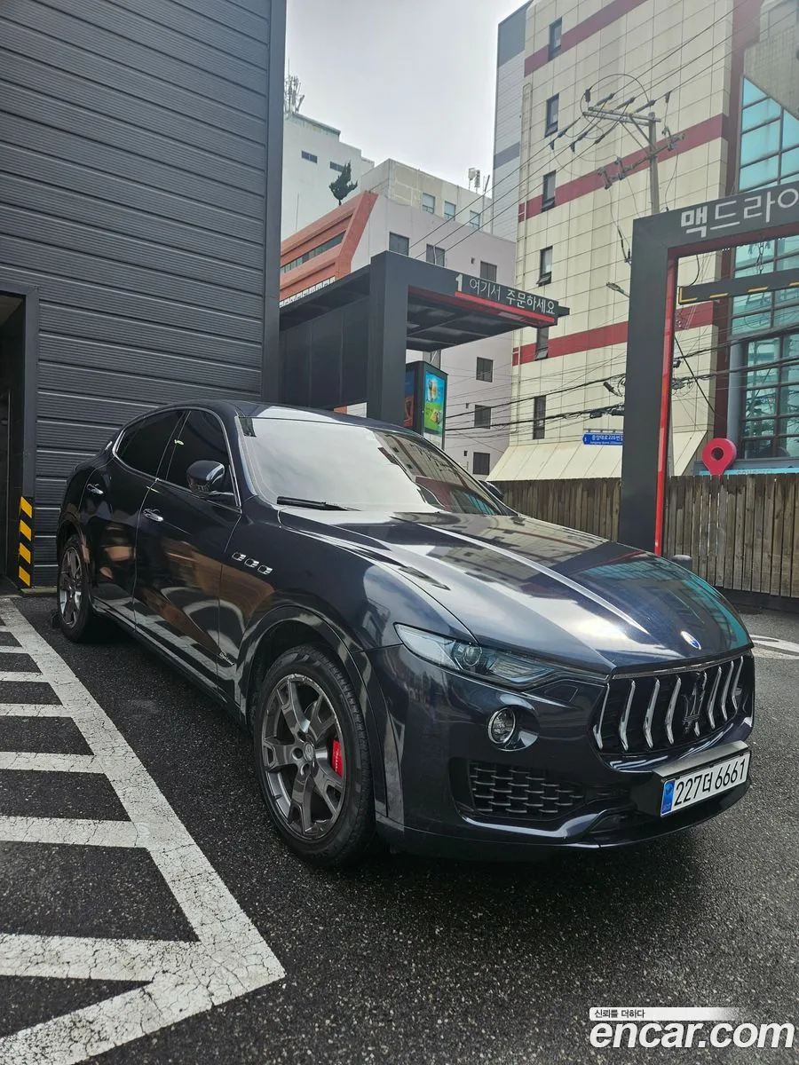 Maserati Levante 2018 — 9