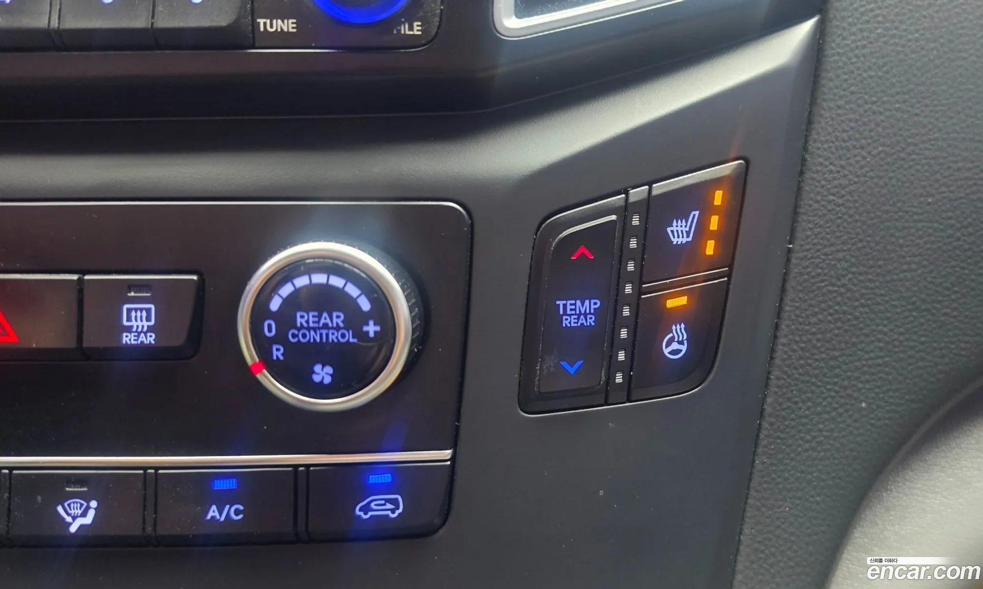 Hyundai Grand Starex 2015 — 12