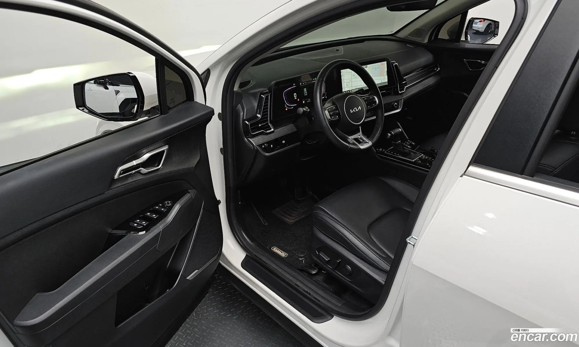 Kia Sportage 2023 — 18