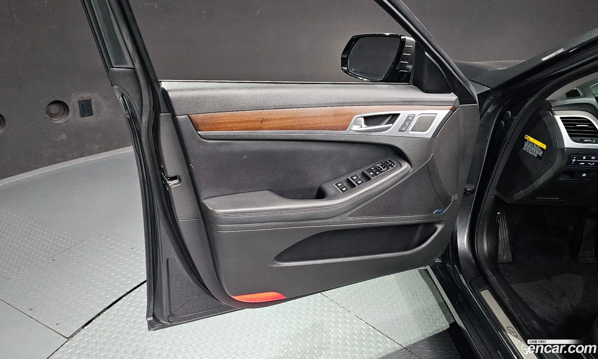 Genesis G80 2017 — 6