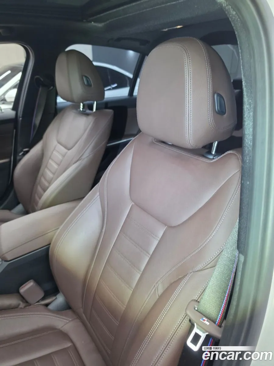 BMW 3 Series 2025 — 3