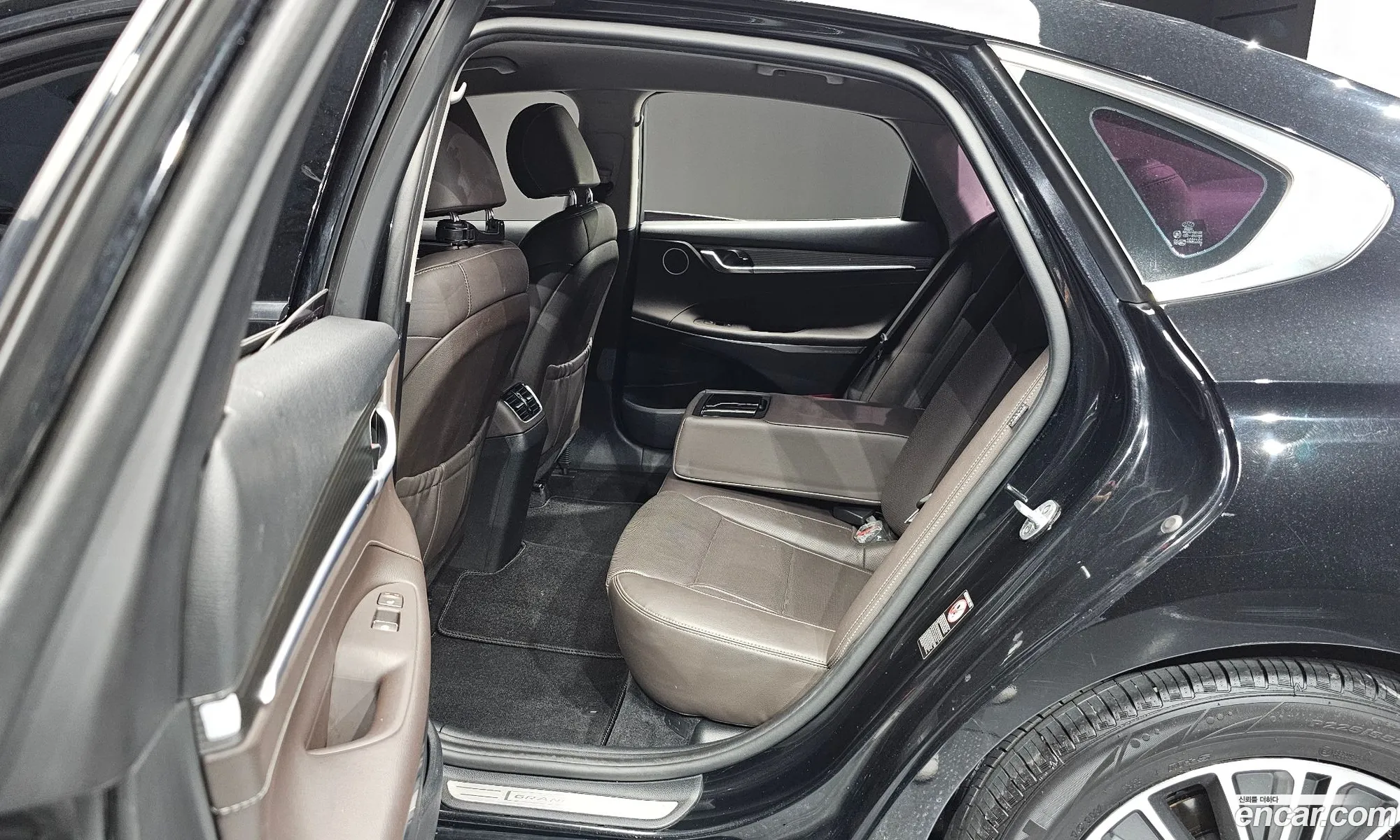 Hyundai Grandeur IG Hybrid 2017 — 15