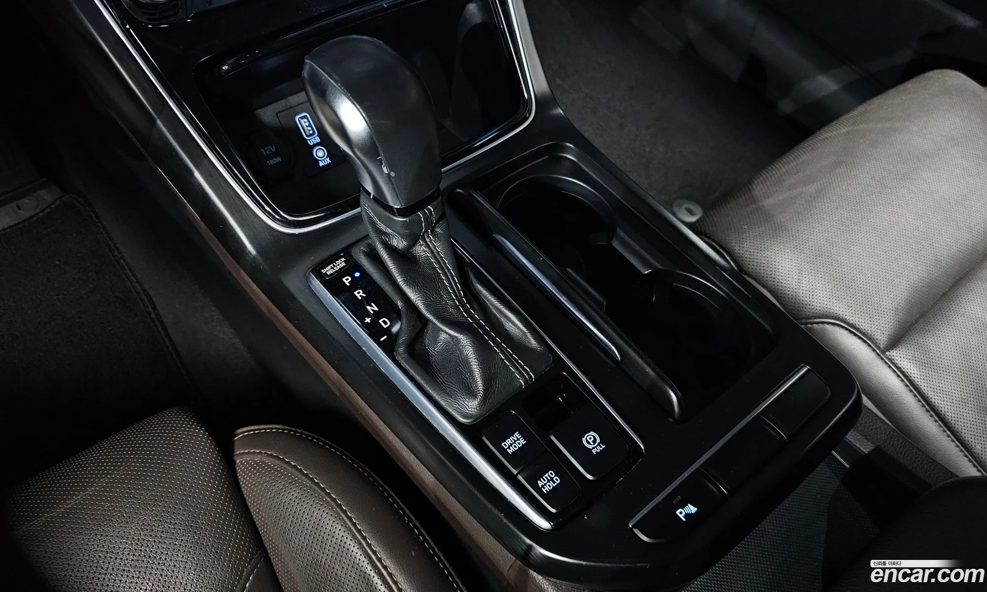 Hyundai Grandeur IG Hybrid 2017 — 12