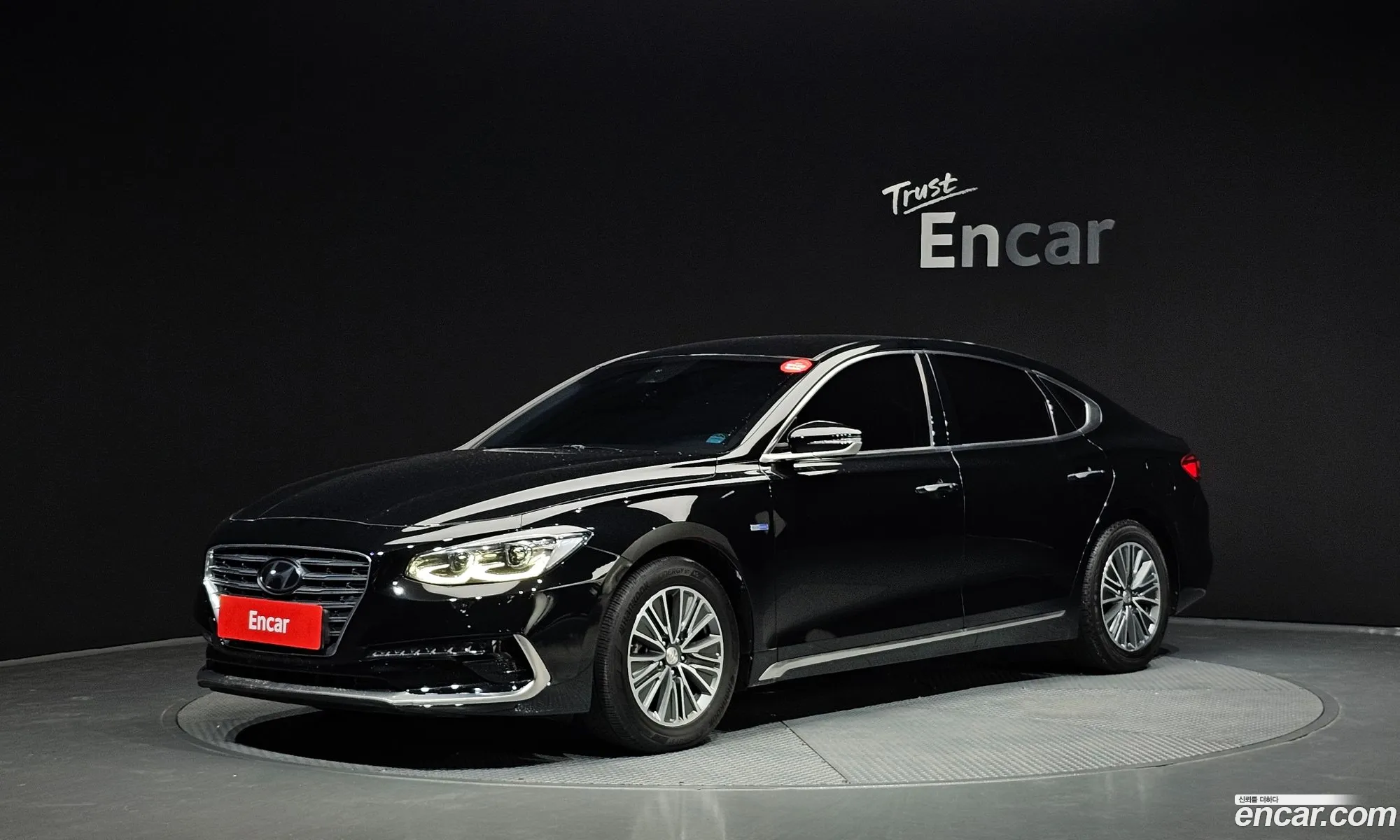 Hyundai Grandeur IG Hybrid 2017 — 13
