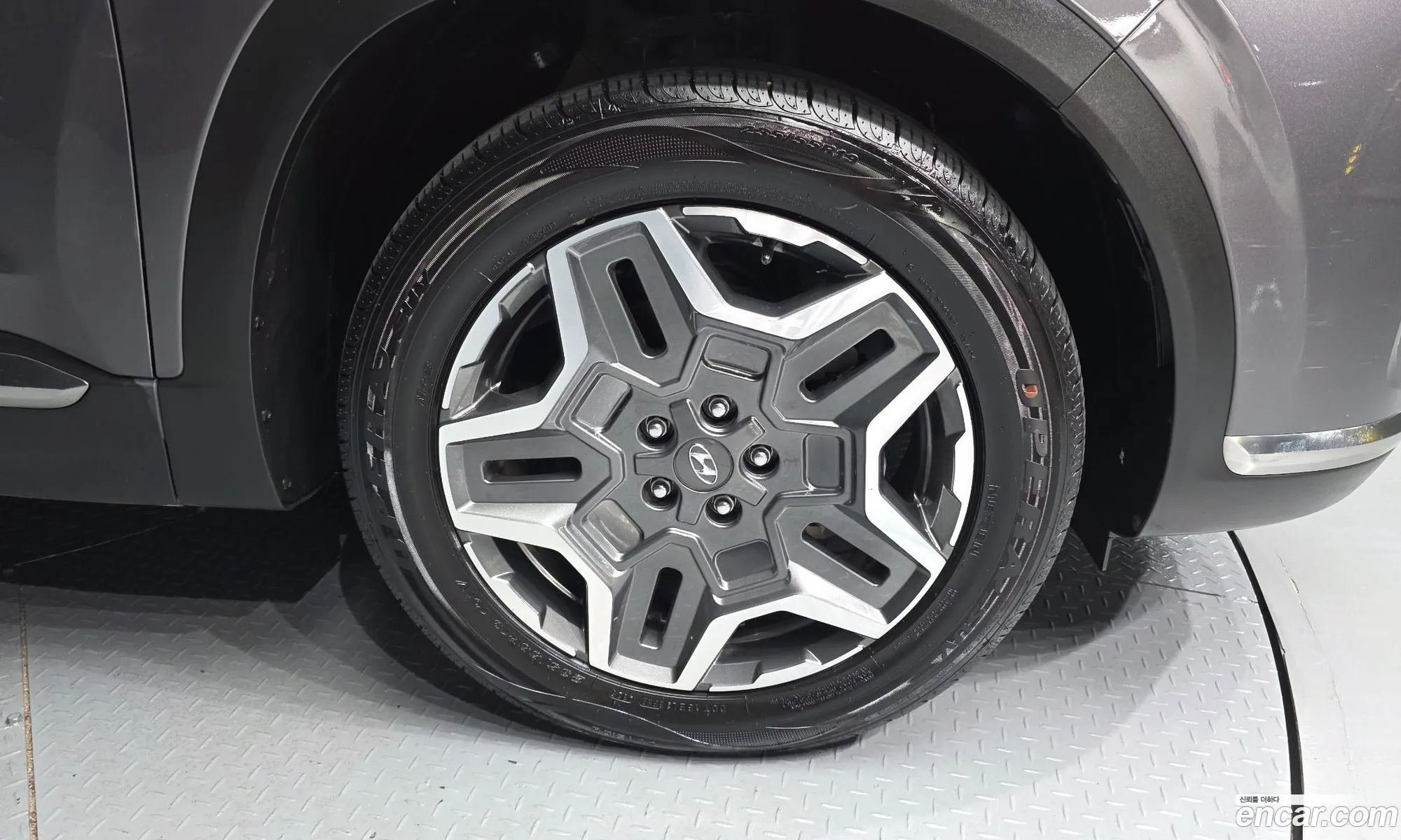 Hyundai Santa Fe 2023 — 24