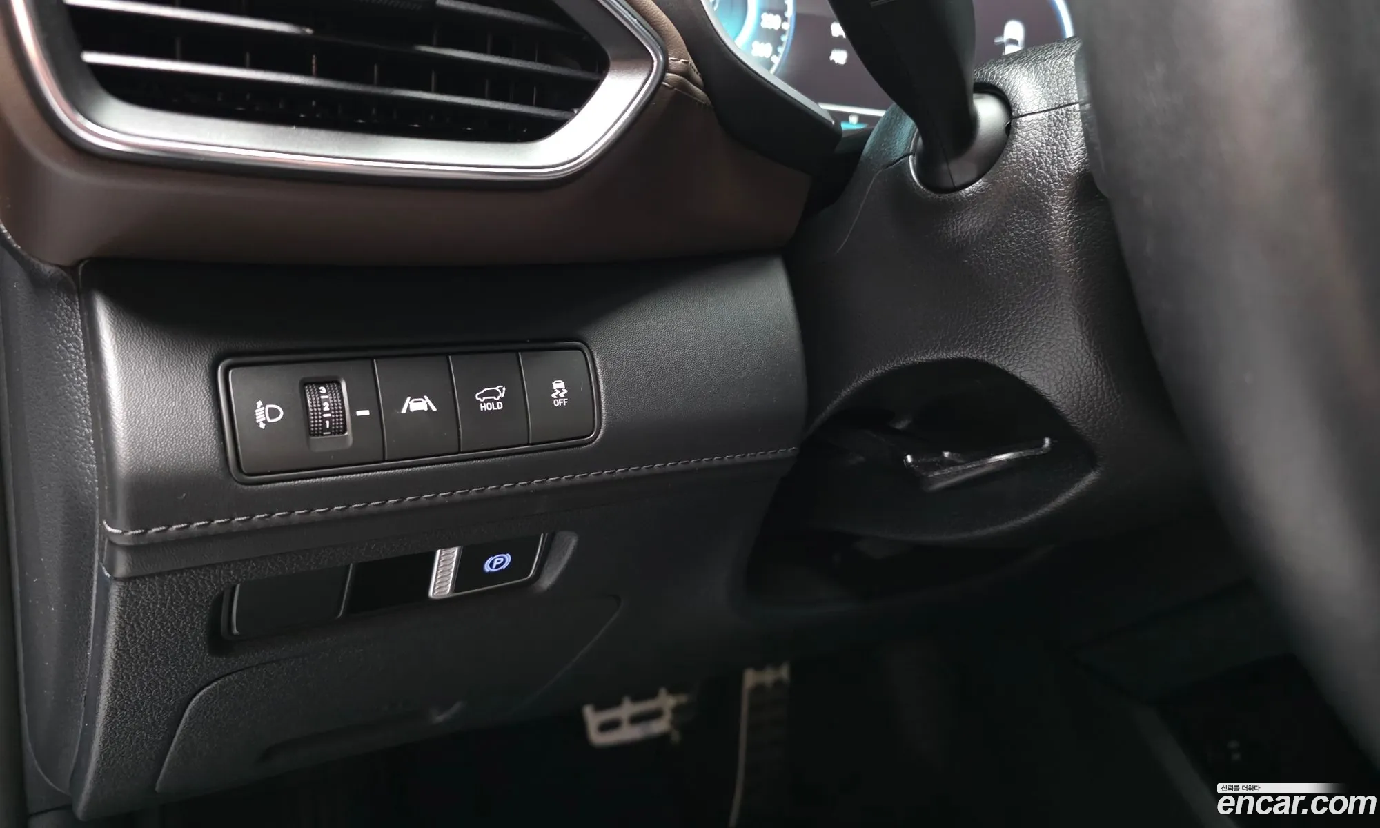 Hyundai Santa Fe 2023 — 25