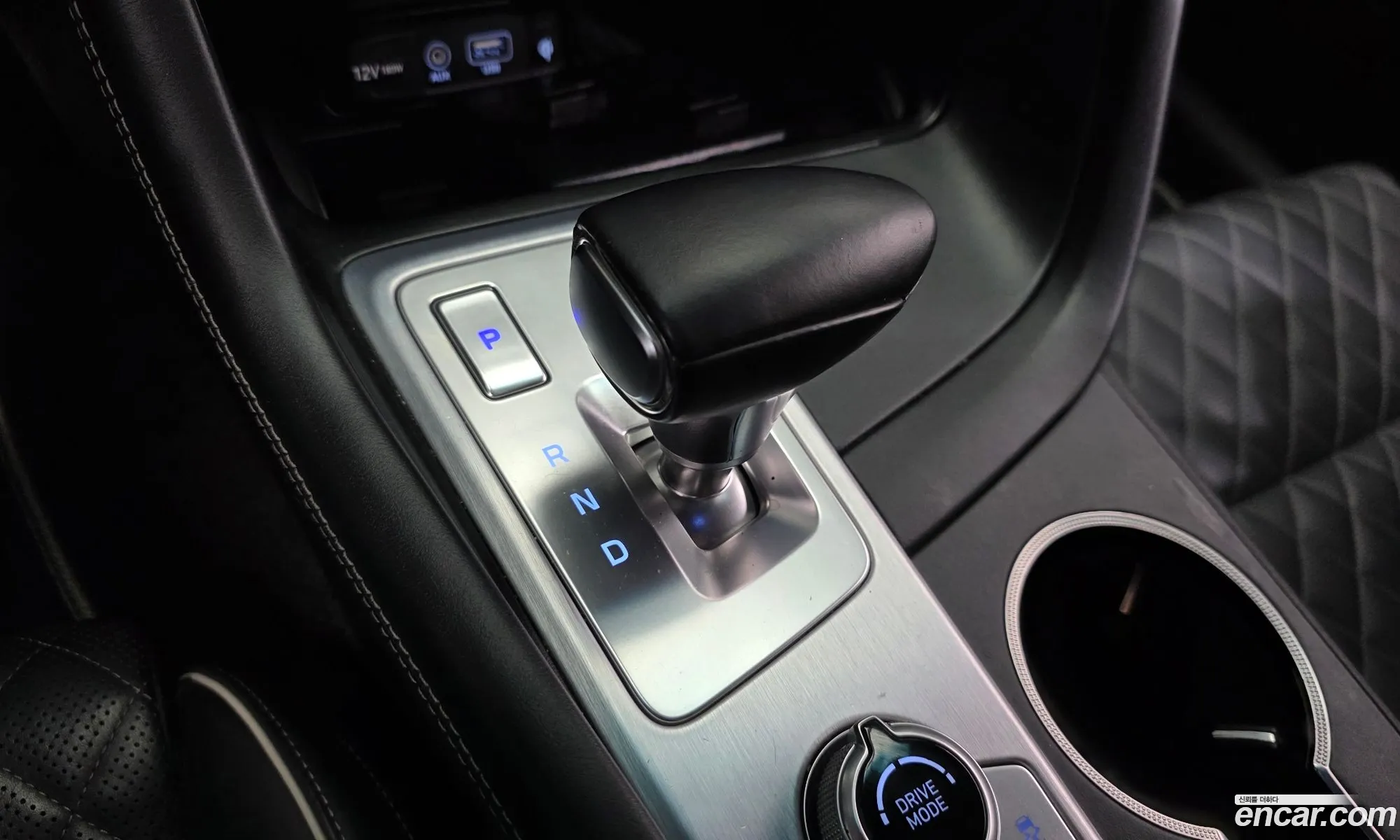 Genesis G70 2017 — 10