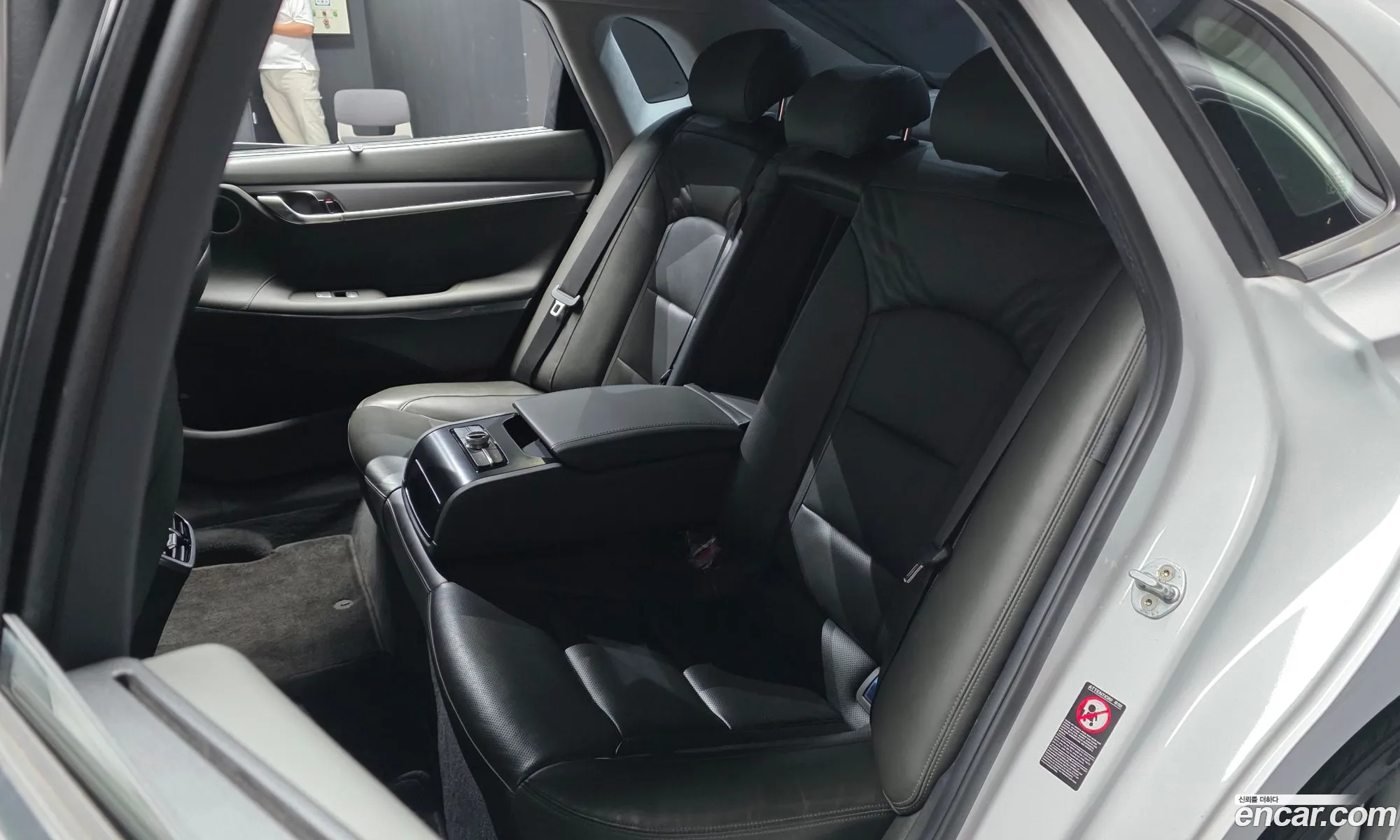 Hyundai Grandeur IG Hybrid 2020 — 30