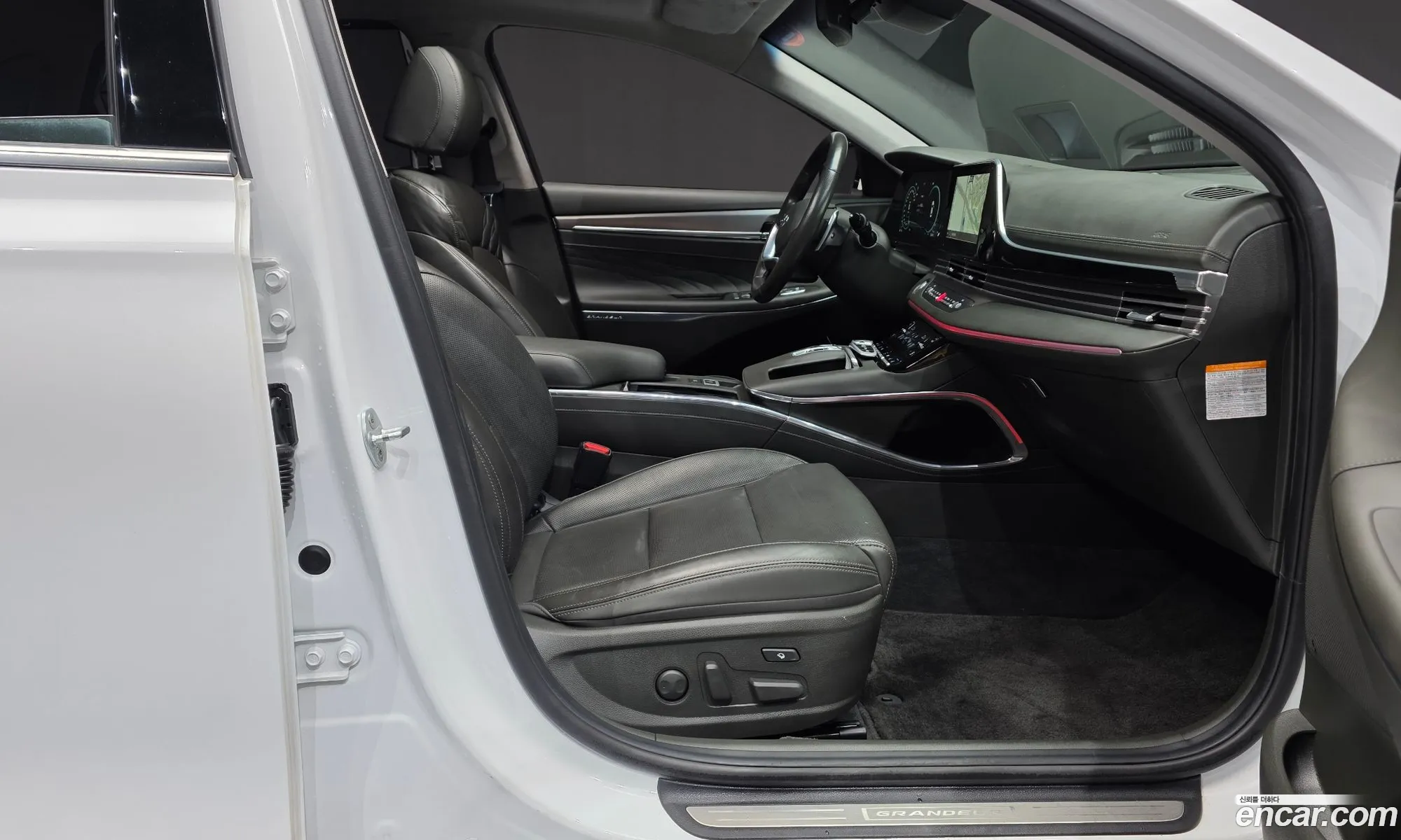 Hyundai Grandeur IG Hybrid 2020 — 8