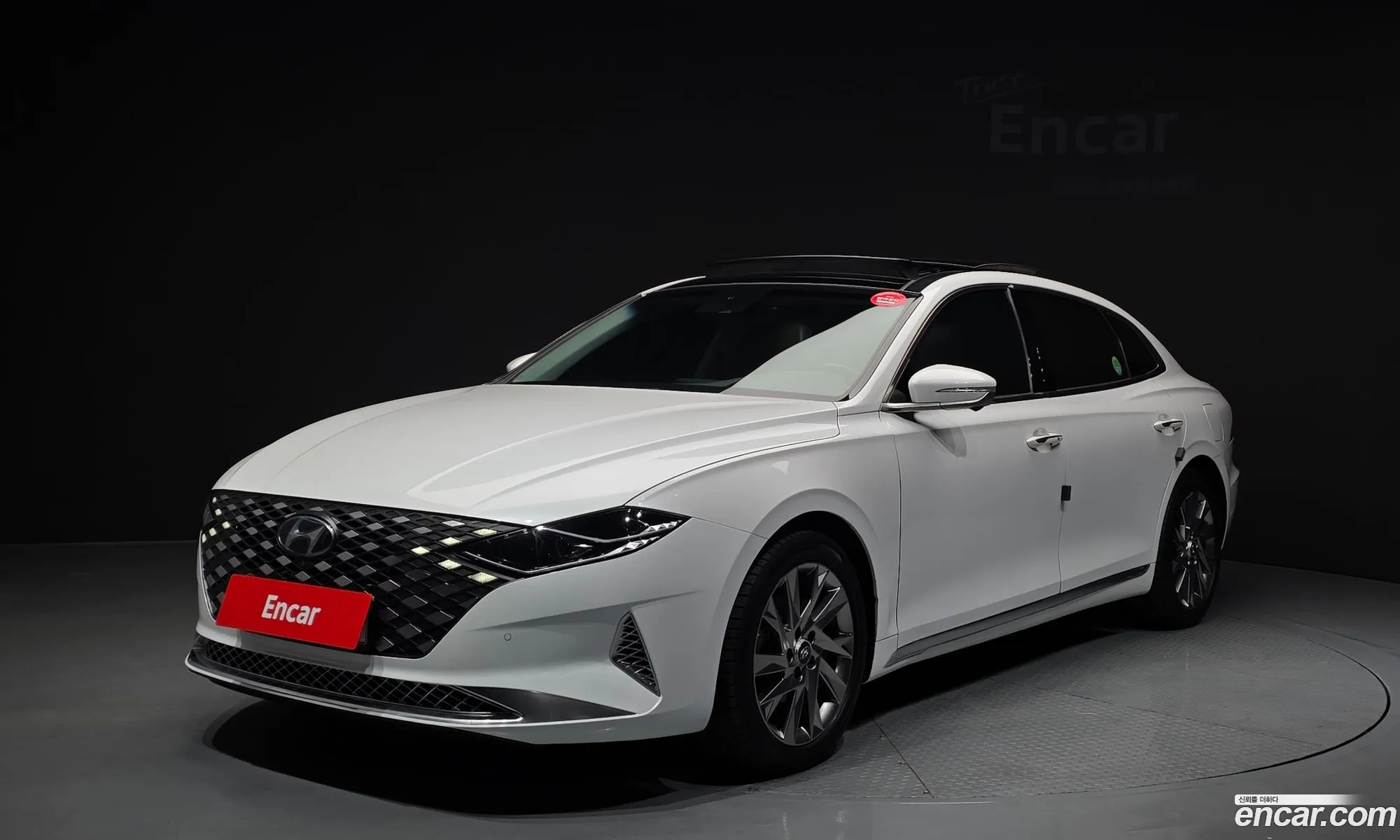 Hyundai Grandeur IG Hybrid 2020 — 28