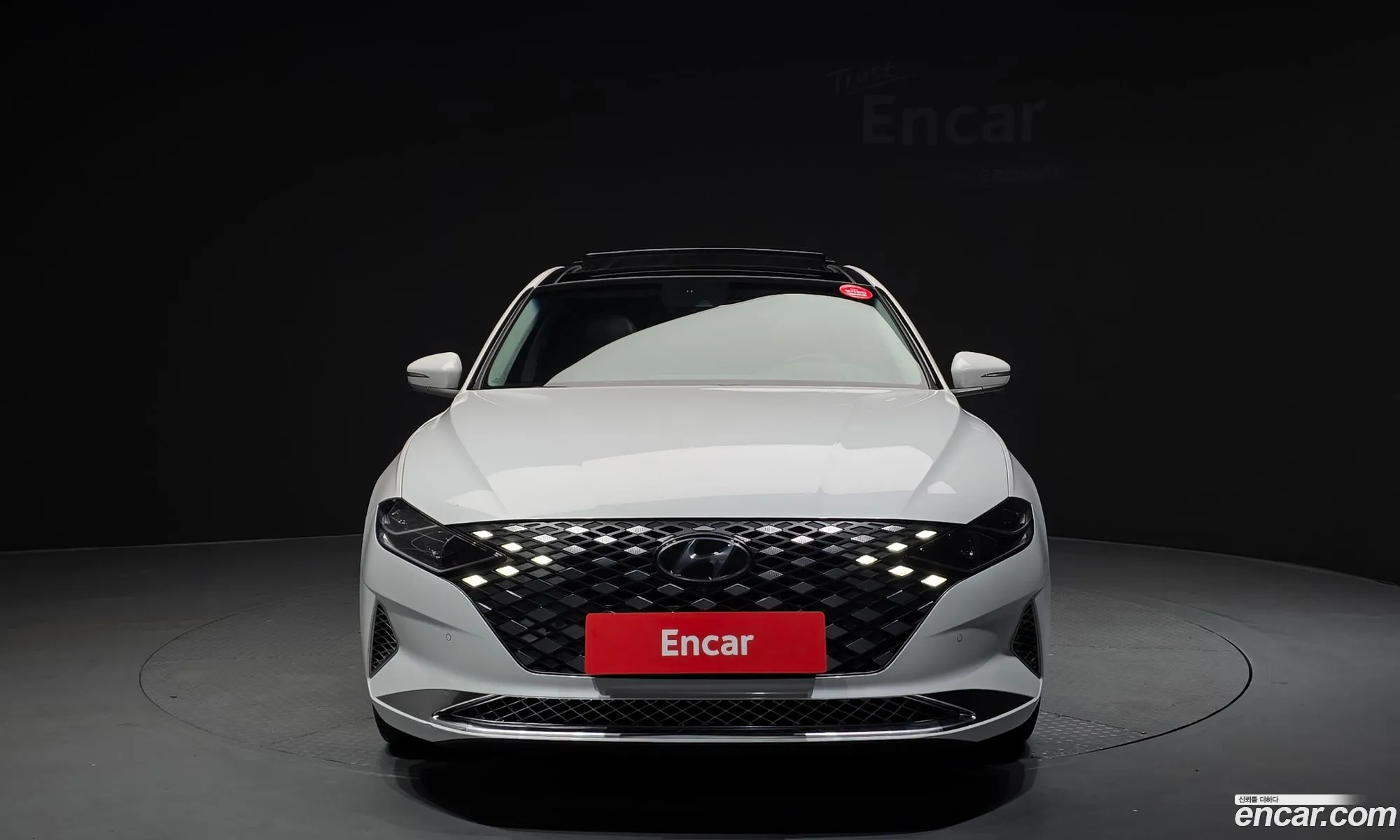 Hyundai Grandeur IG Hybrid 2020 — 26