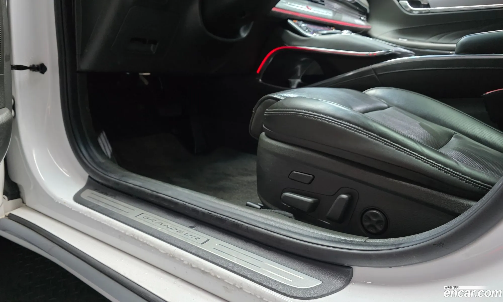 Hyundai Grandeur IG Hybrid 2020 — 10