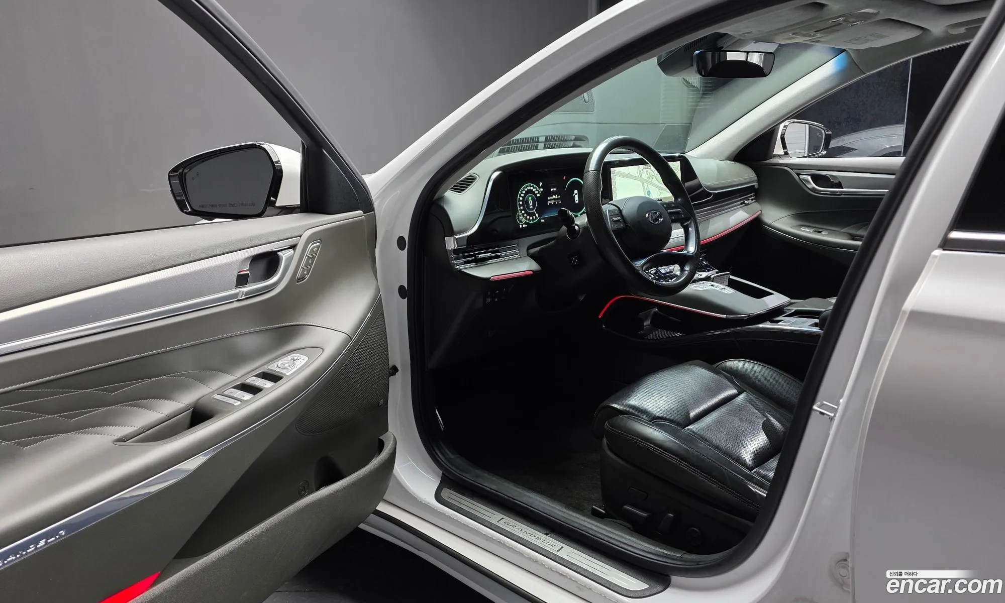 Hyundai Grandeur IG Hybrid 2020 — 15