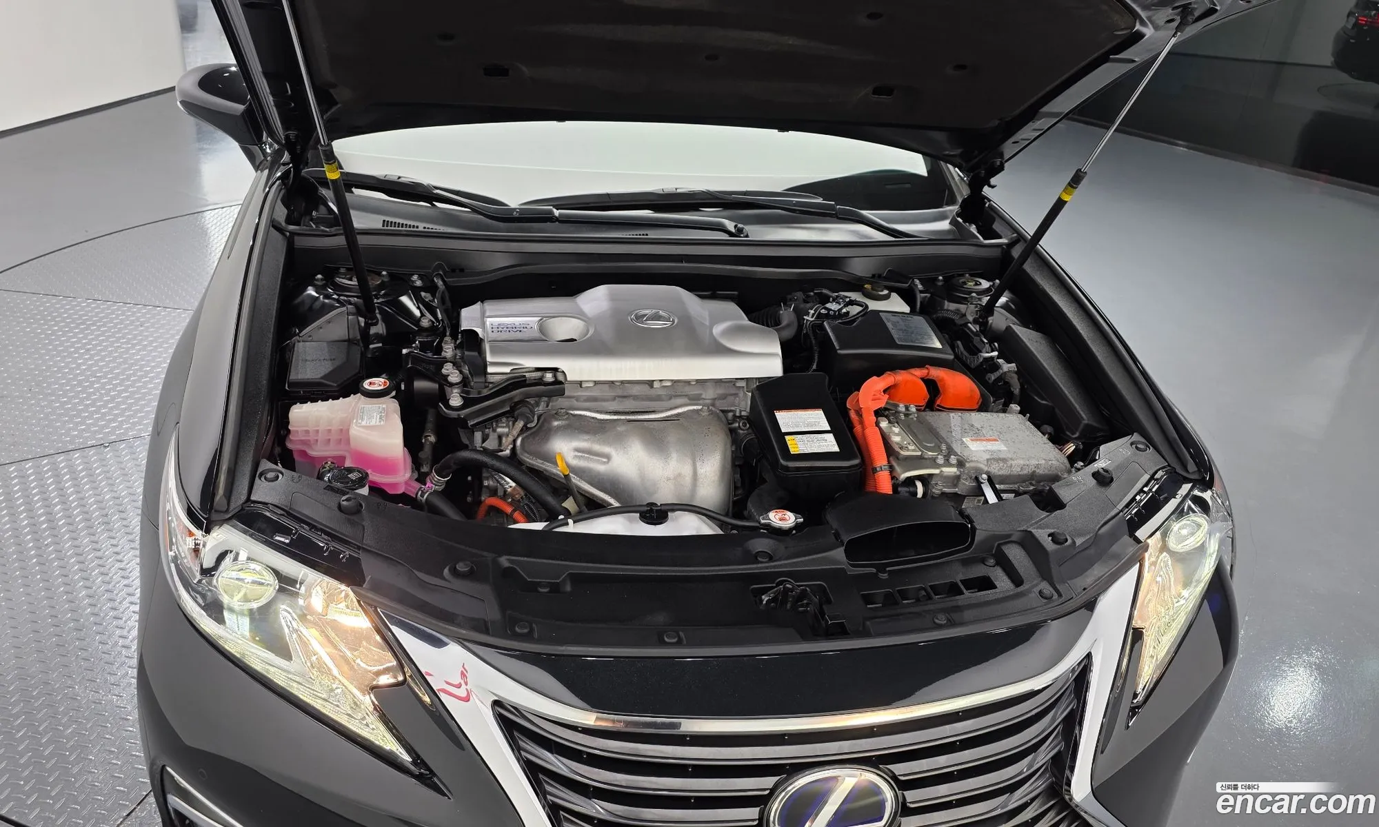 Lexus ES300h 2018 JTHBW1GGXJ2168698 — 21