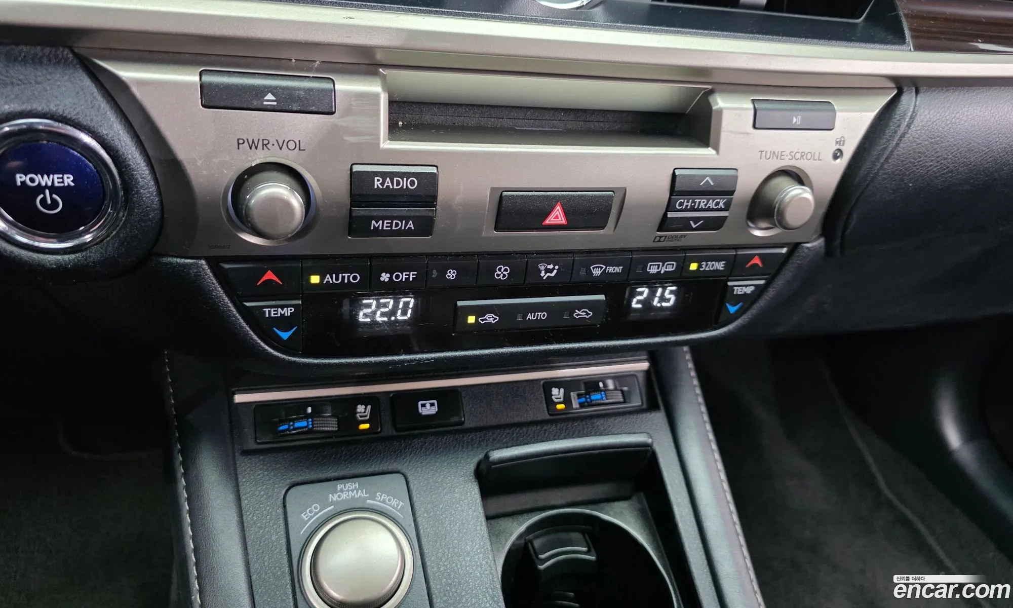Lexus ES300h 2018 JTHBW1GGXJ2168698 — 7