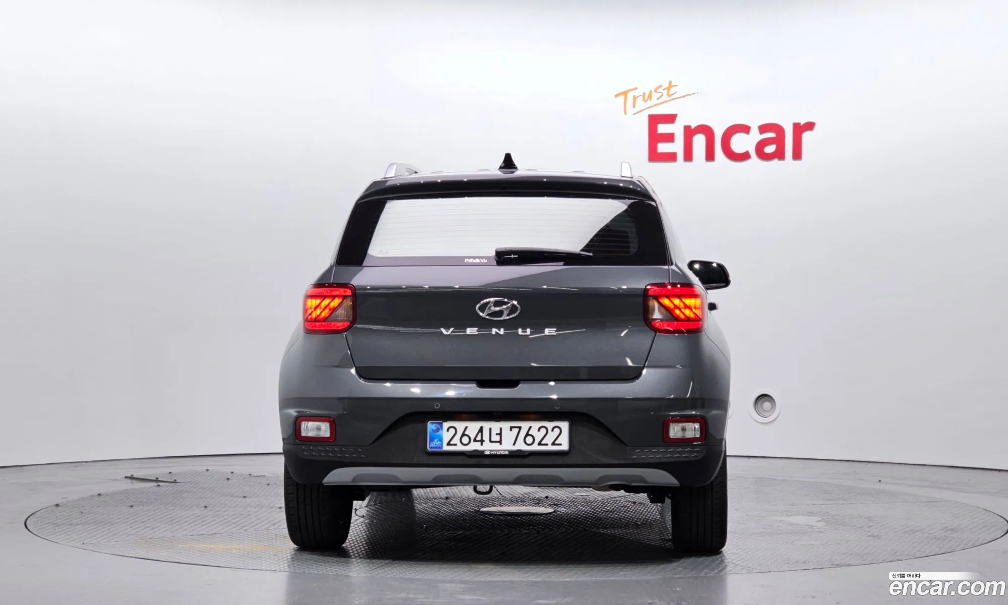 Hyundai Venue 2025 — 16