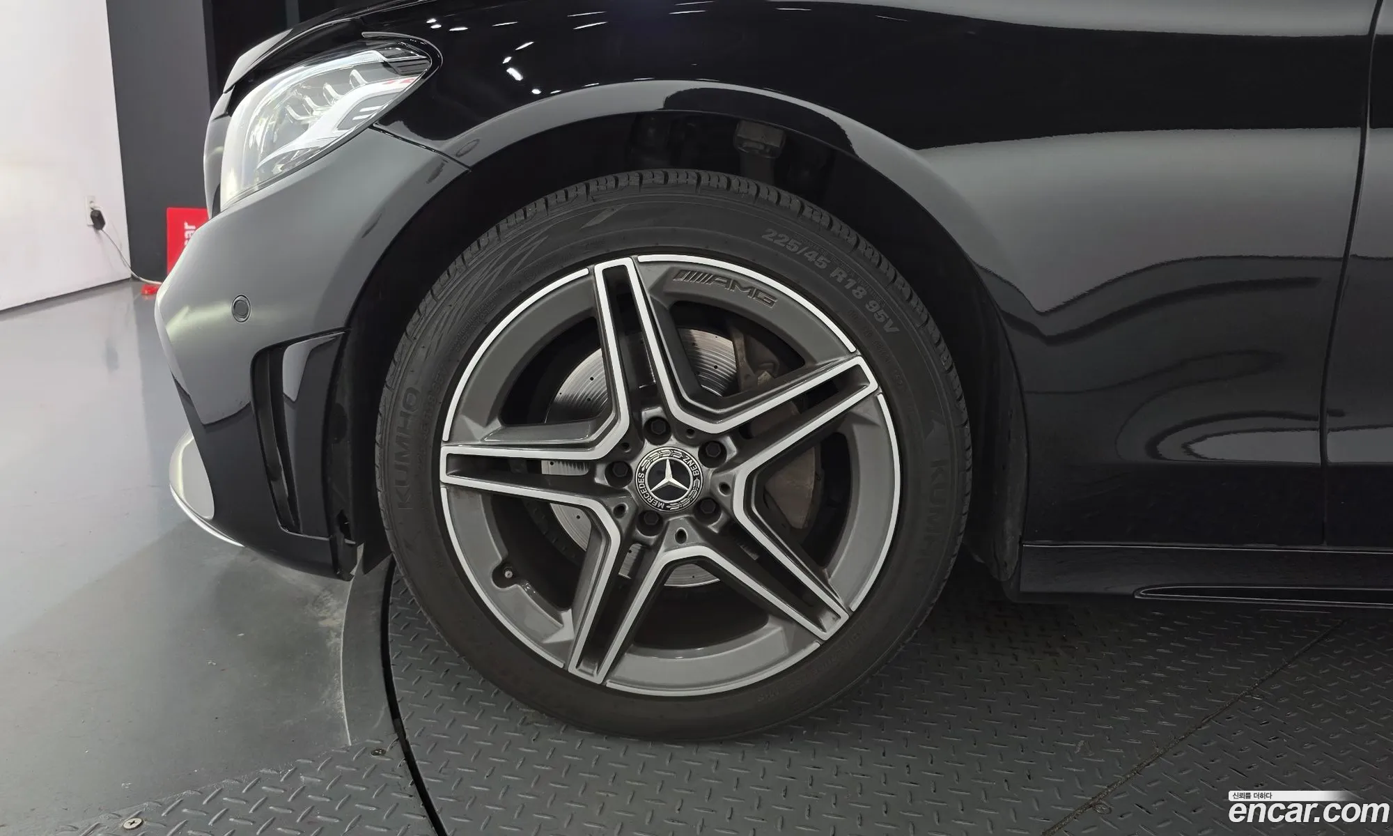 Mercedes-Benz C-Class W205 2019 — 20