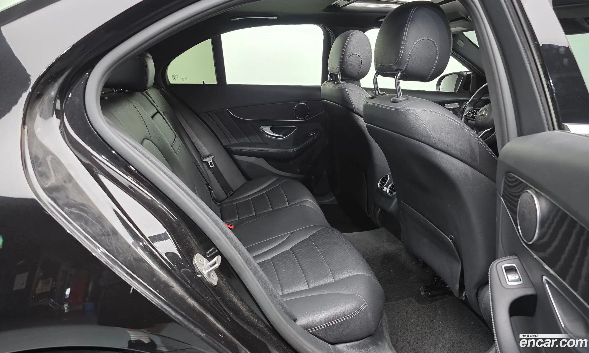 Mercedes-Benz C-Class W205 2019 — 13