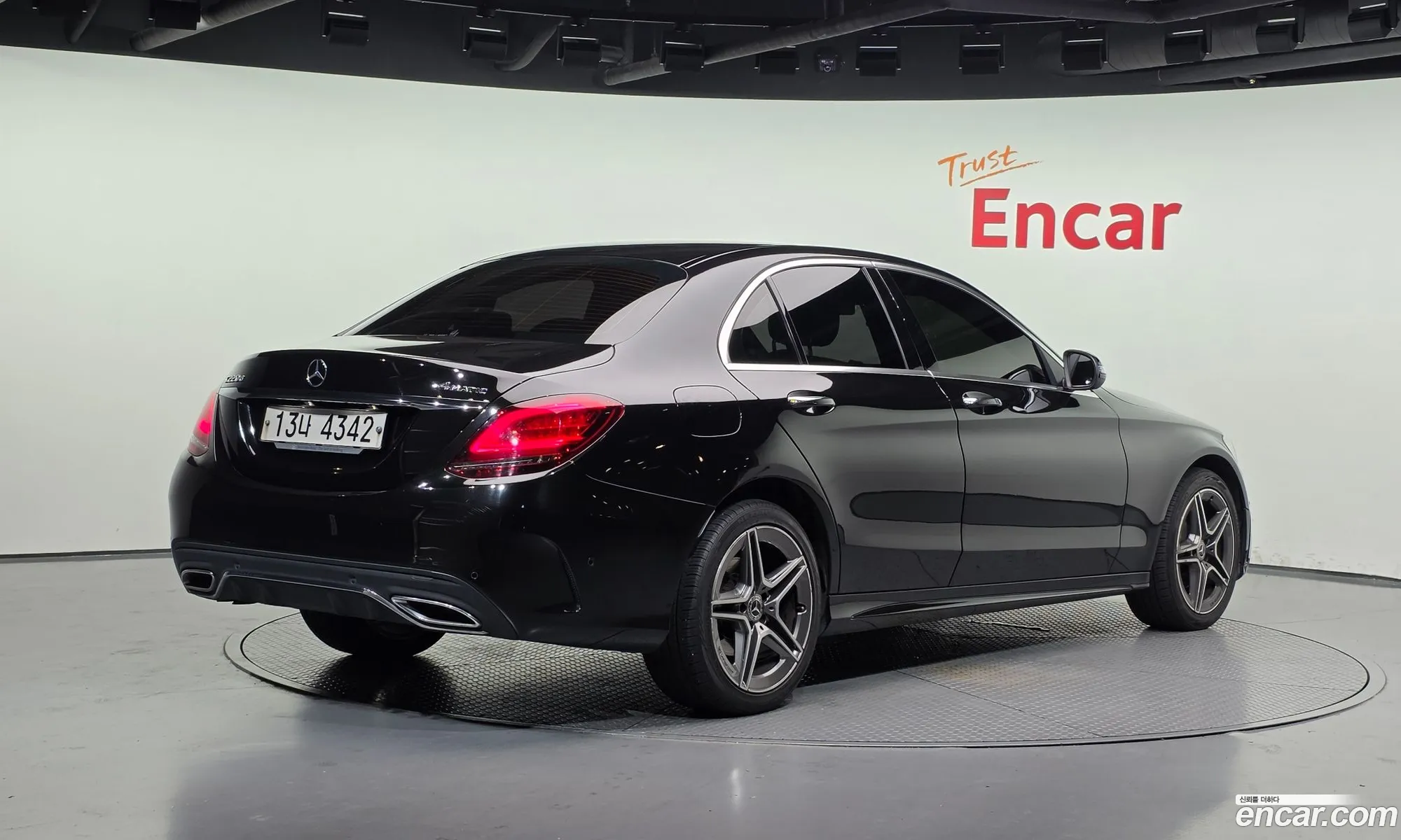 Mercedes-Benz C-Class W205 2019 — 14