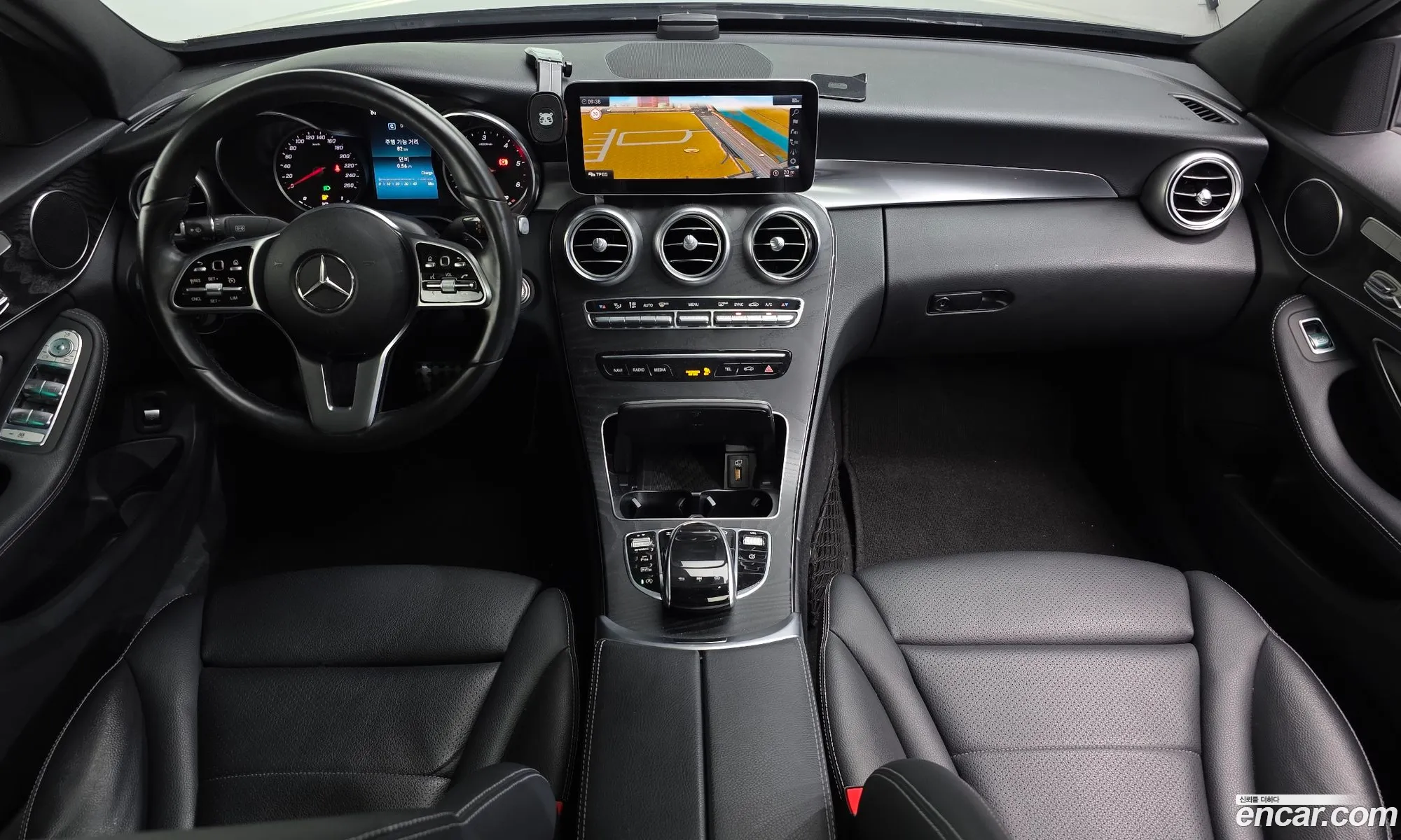 Mercedes-Benz C-Class W205 2019 — 15