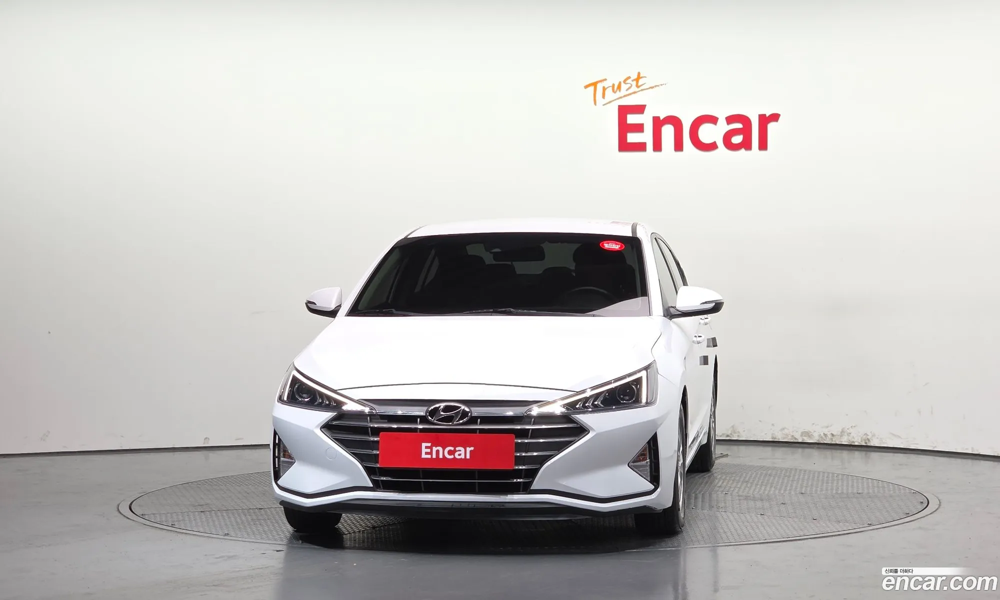 Hyundai Elantra AD 2019 — 25