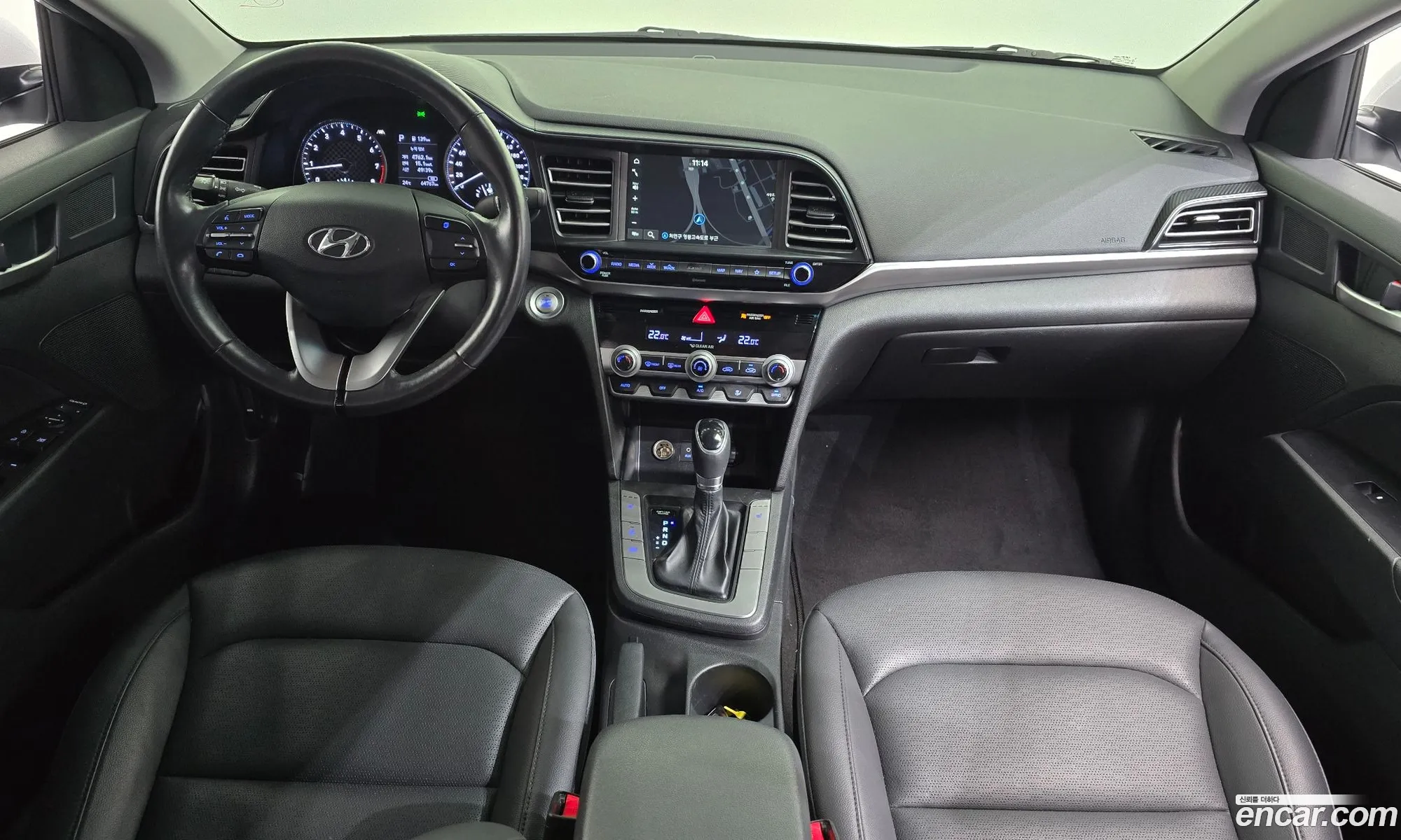 Hyundai Elantra AD 2019 — 30
