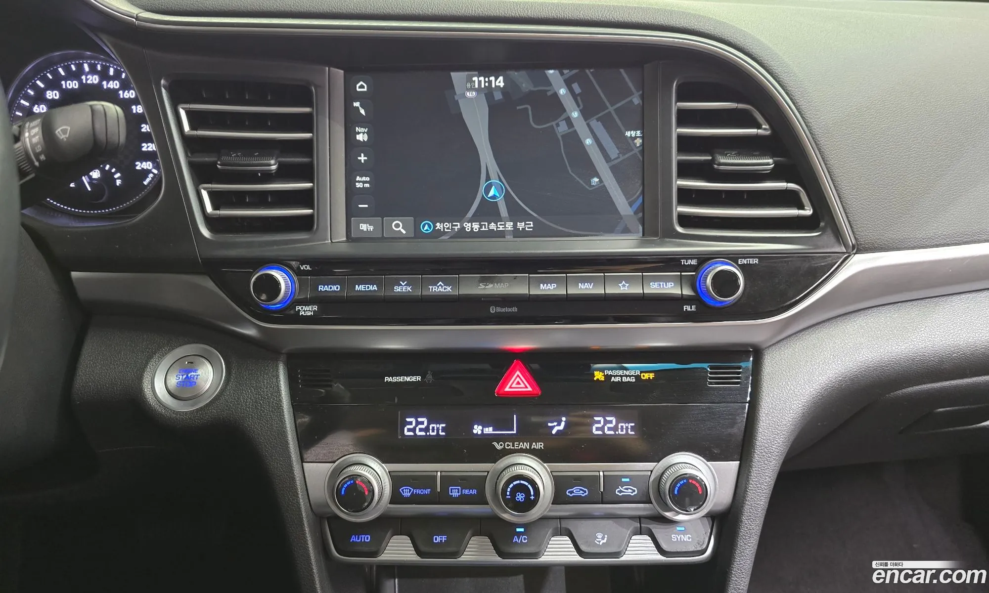 Hyundai Elantra AD 2019 — 21