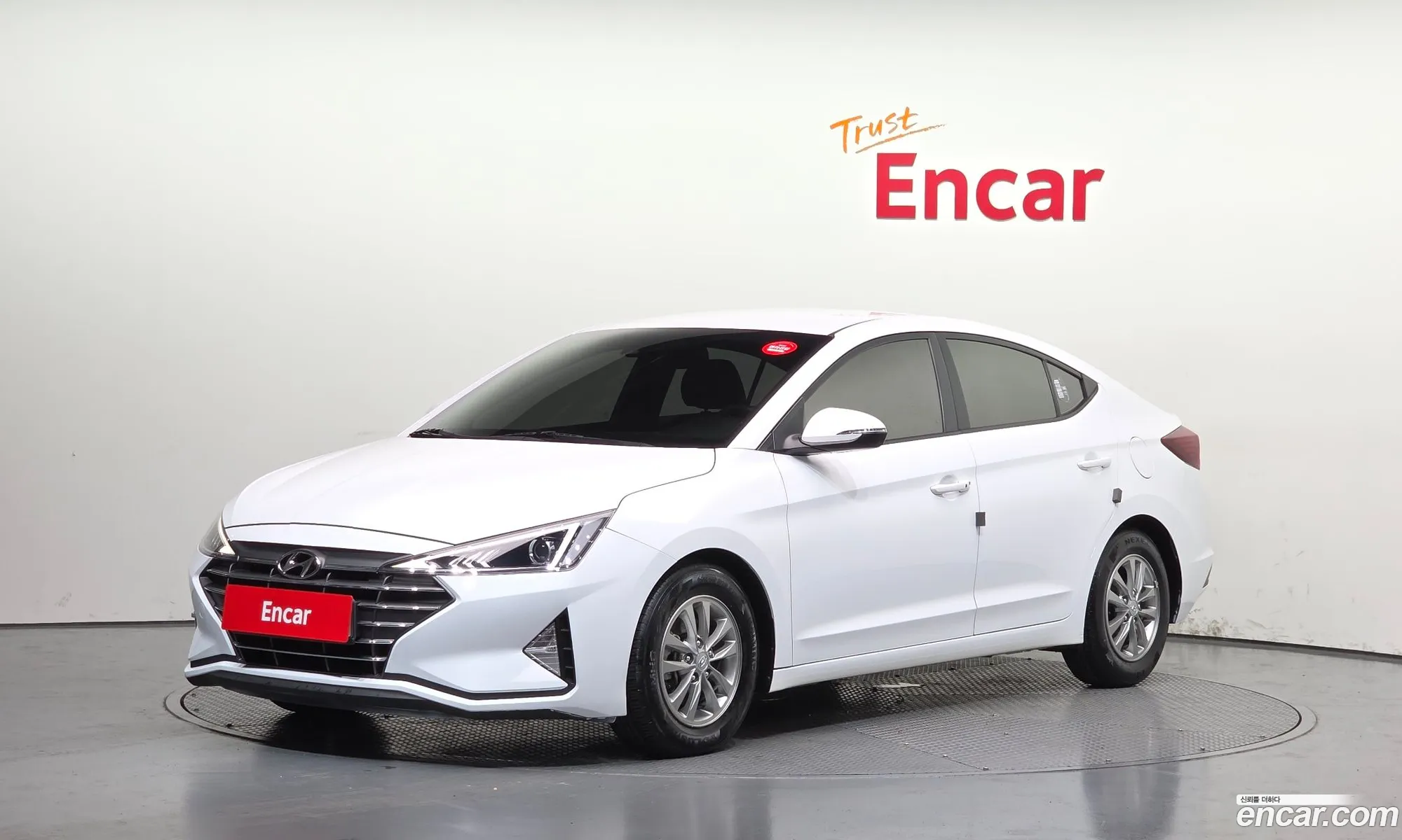 Hyundai Elantra AD 2019 — 4