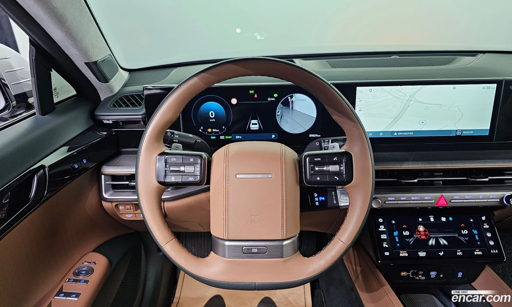 Hyundai Grandeur Hybrid 2023 — 28