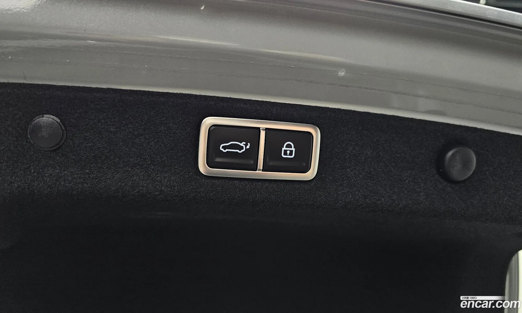 Hyundai Grandeur Hybrid 2023 — 25