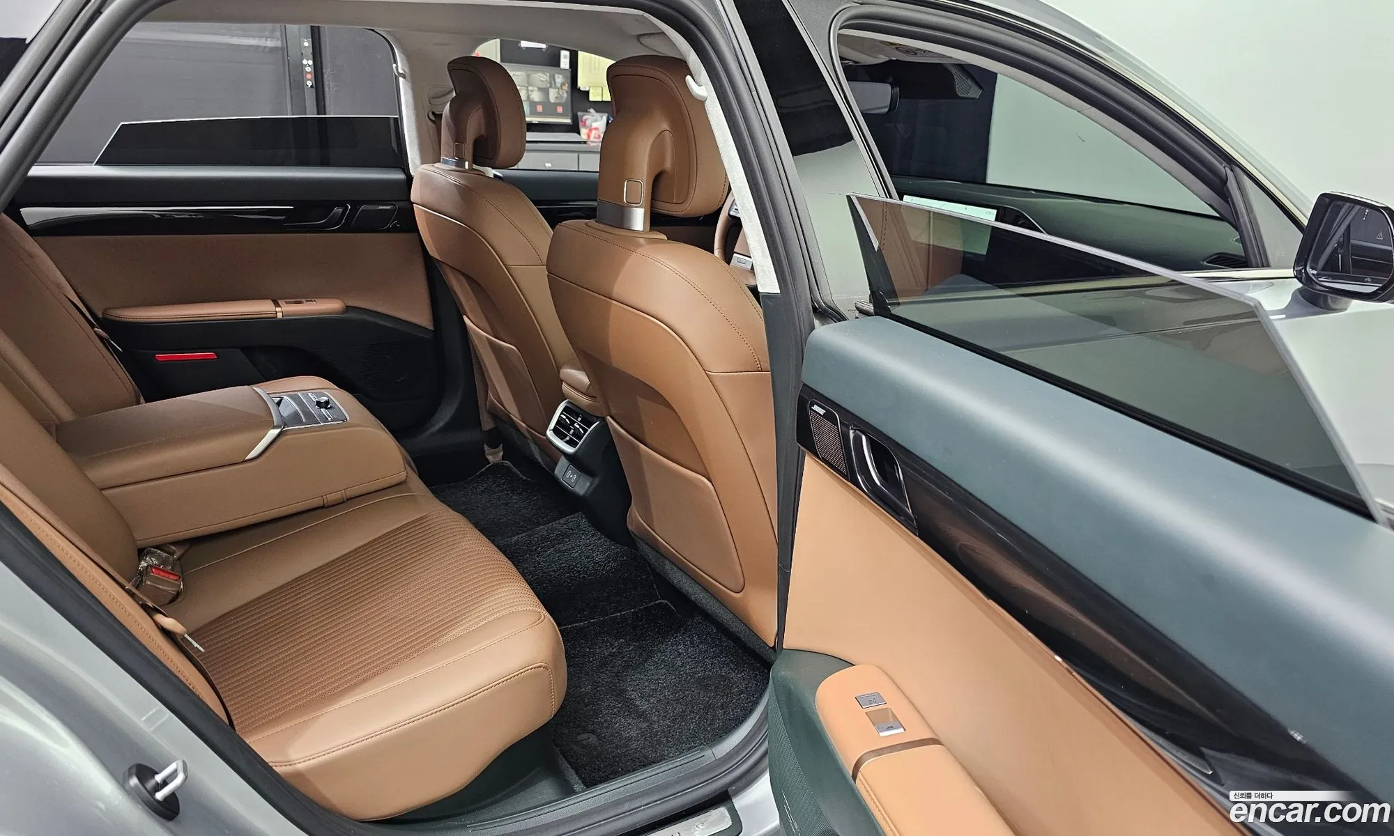 Hyundai Grandeur Hybrid 2023 — 11