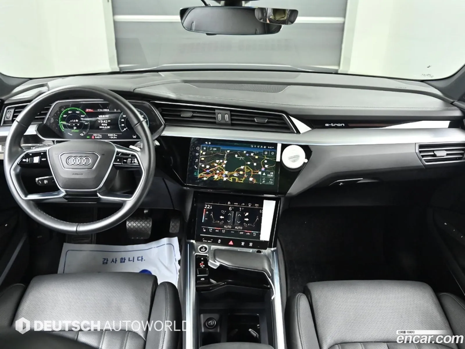 Audi e-tron 2021 — 17