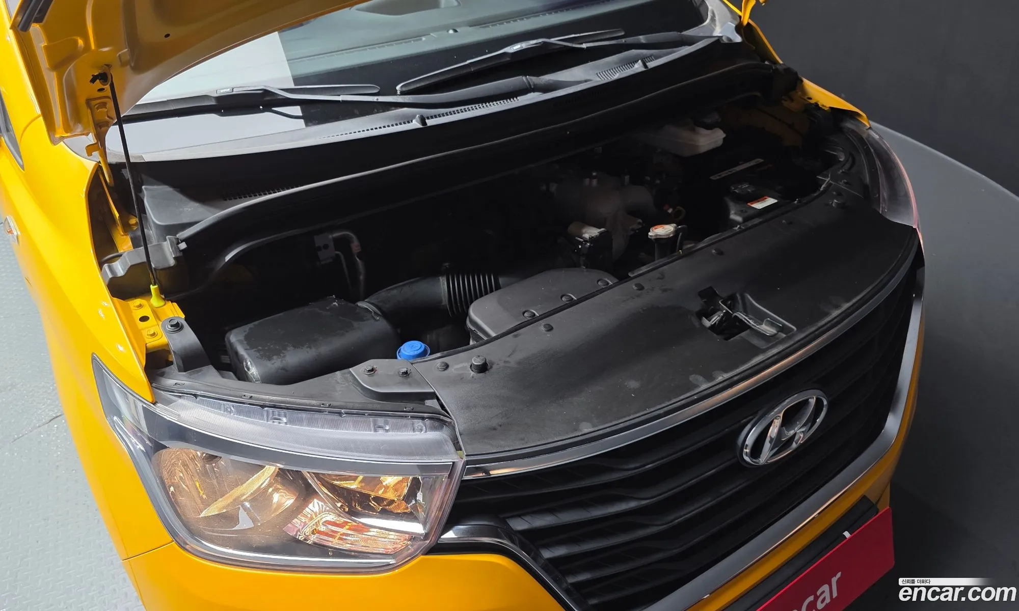 Hyundai Grand Starex 2020 — 12