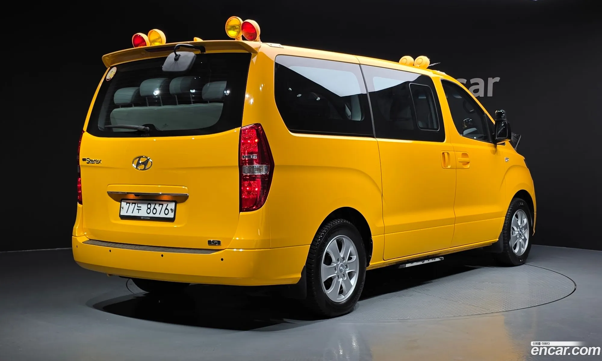 Hyundai Grand Starex 2020 — 21