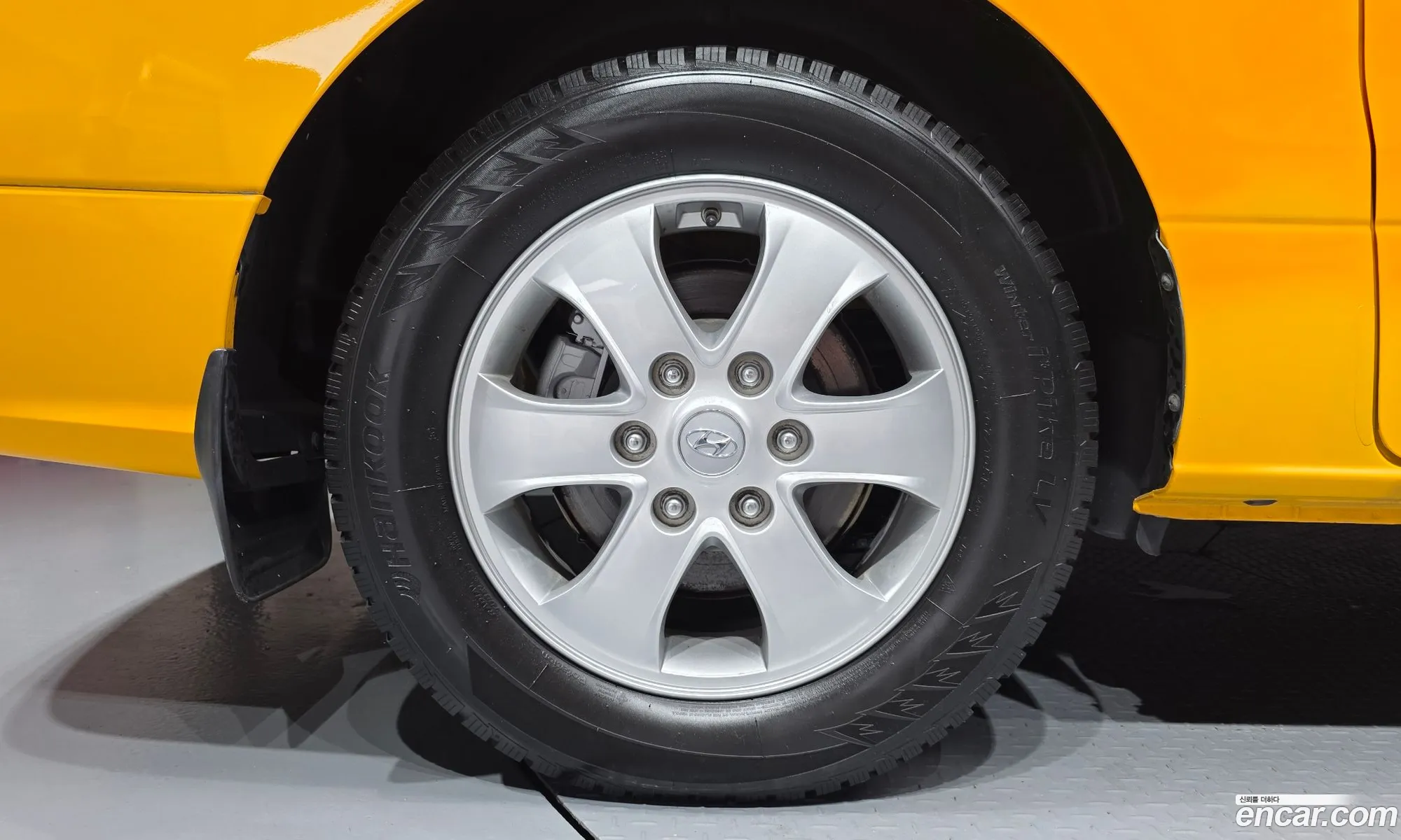 Hyundai Grand Starex 2020 — 22