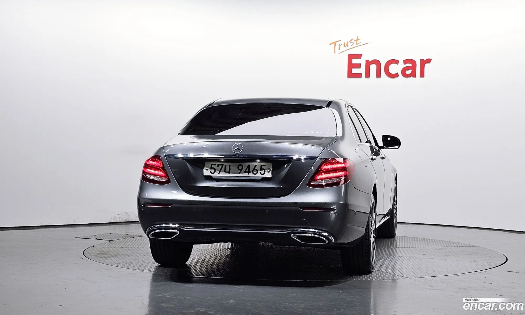 Mercedes-Benz E-Class W213 2017 WDDZF0FB9JA349514 — 4