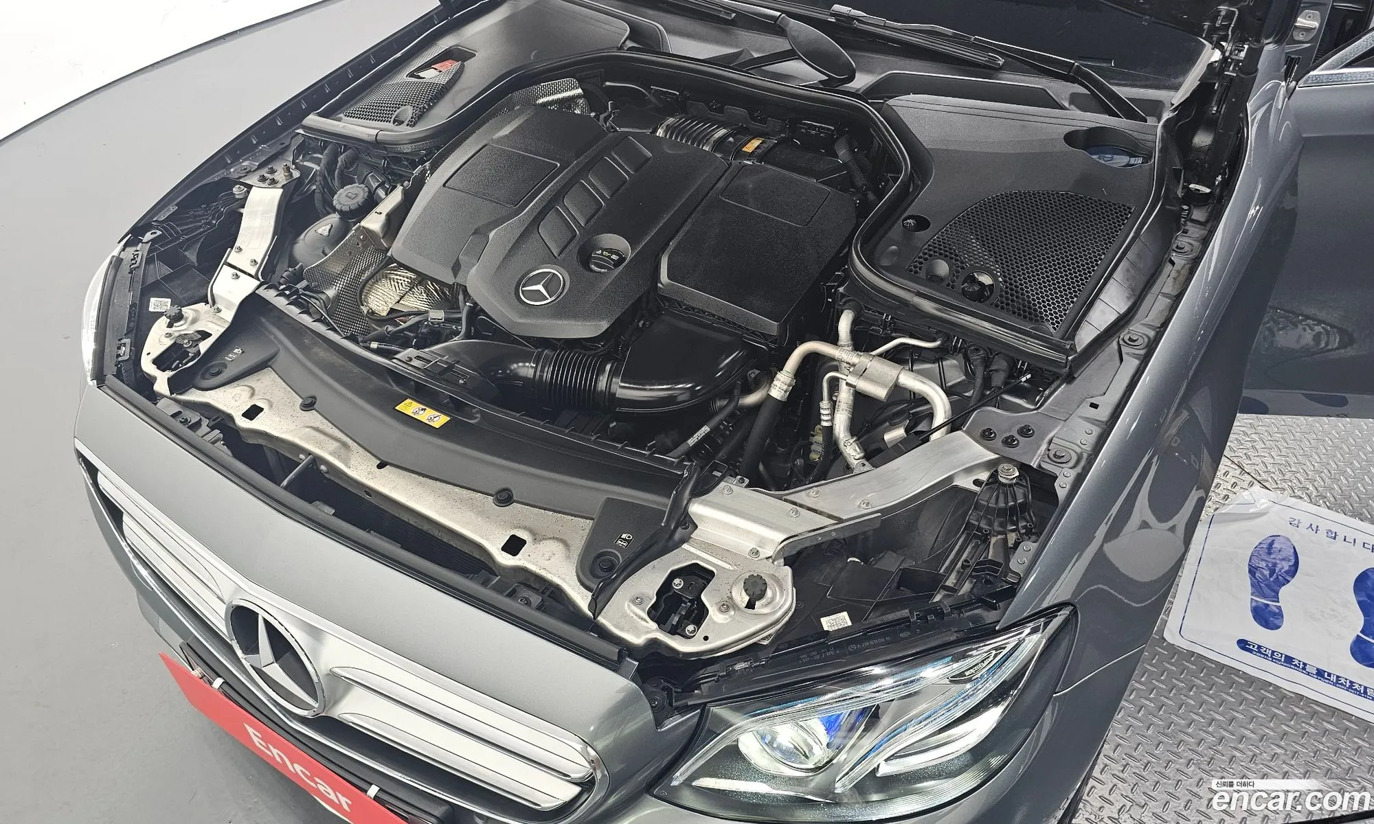 Mercedes-Benz E-Class W213 2017 WDDZF0FB9JA349514 — 10