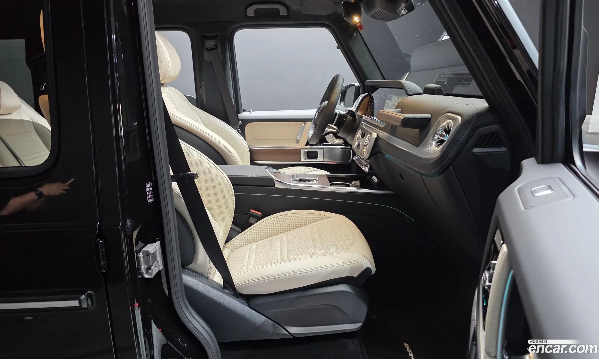 Mercedes-Benz G-Class W465 2026 — 17