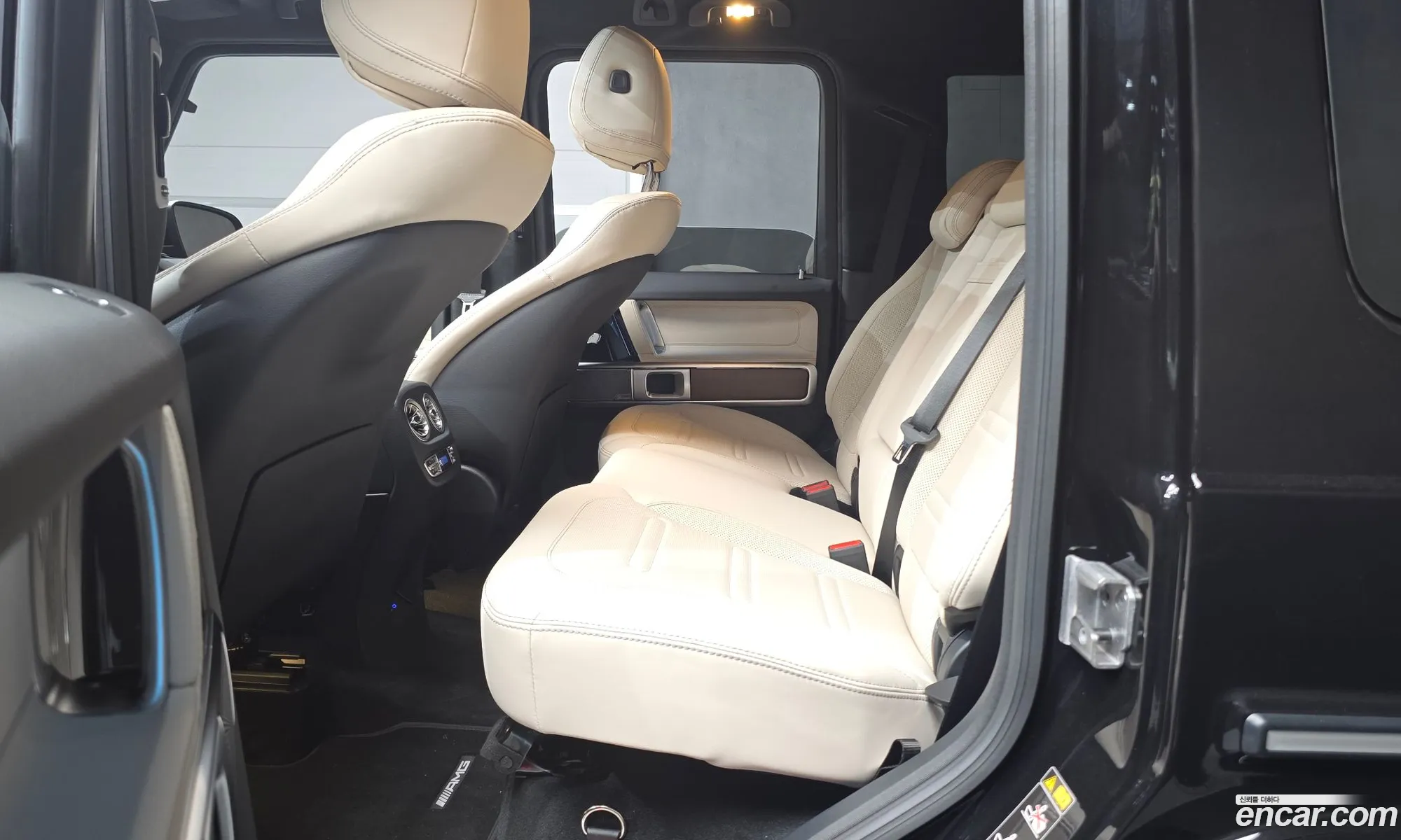 Mercedes-Benz G-Class W465 2026 — 16