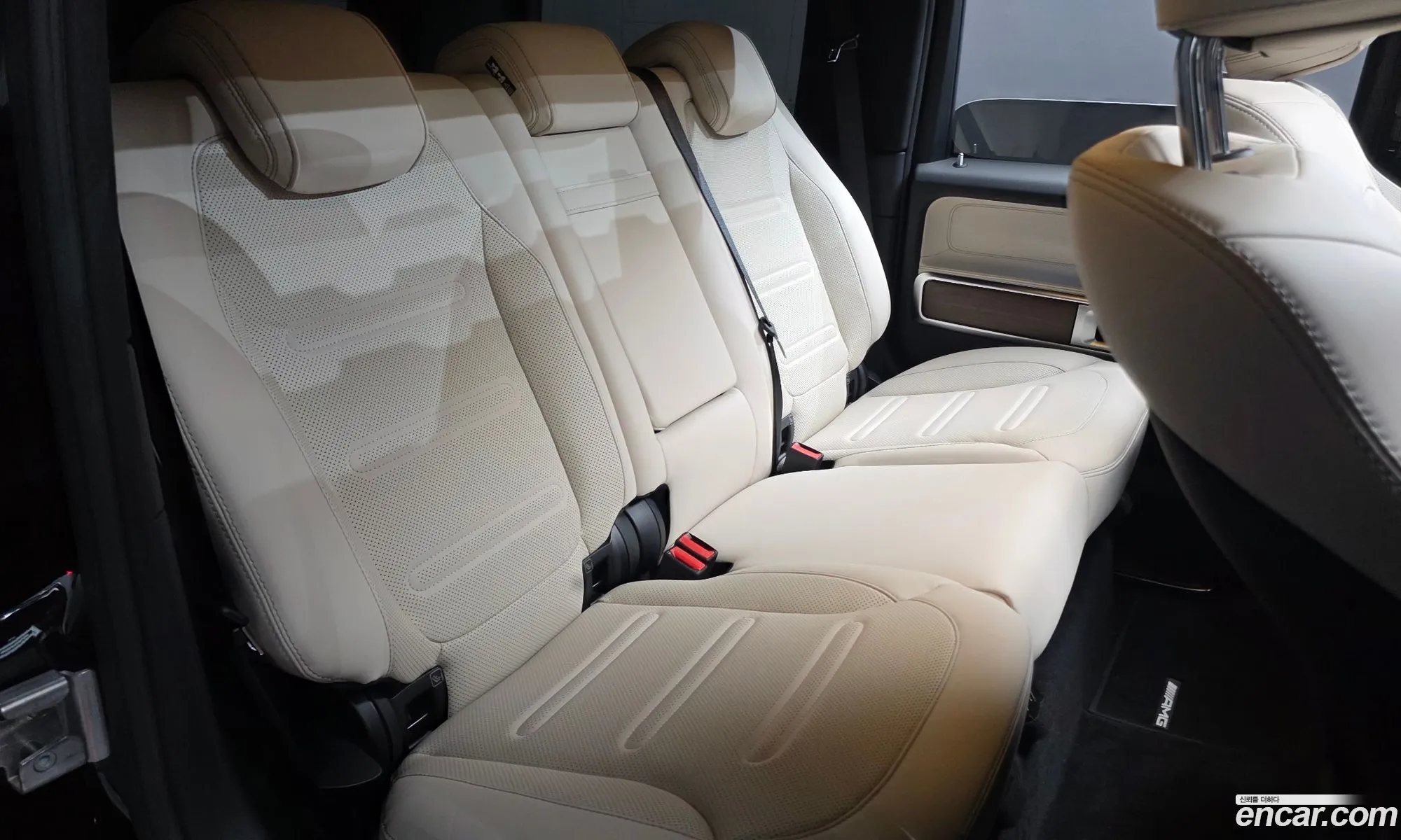 Mercedes-Benz G-Class W465 2026 — 14