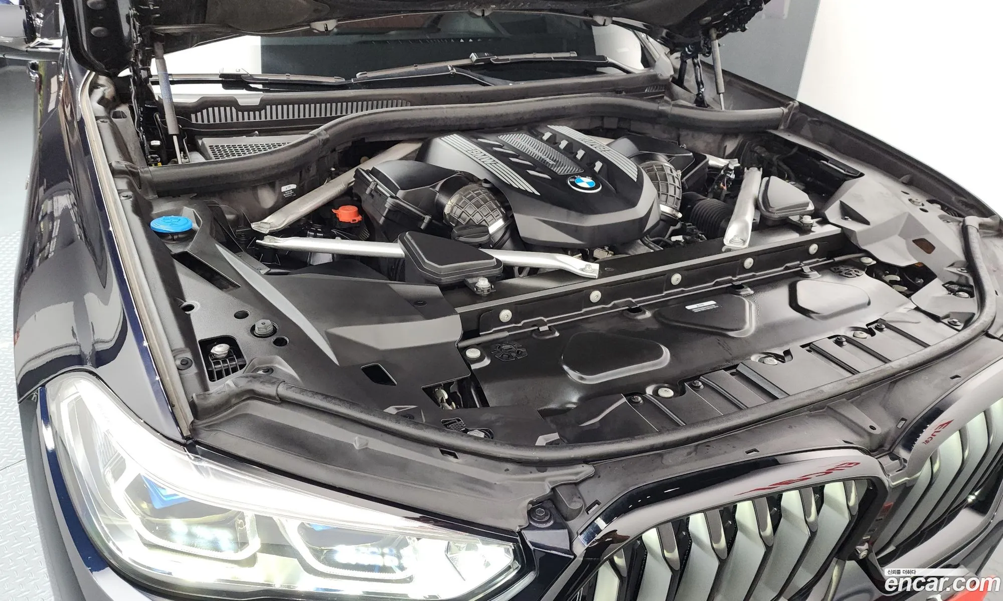 BMW X6 2023 WBACY810111111111 — 3
