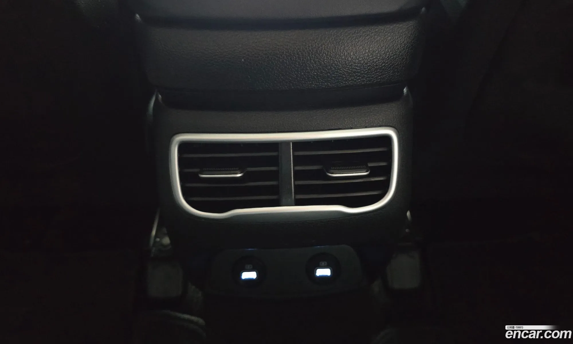 Hyundai Santa Fe 2022 — 24